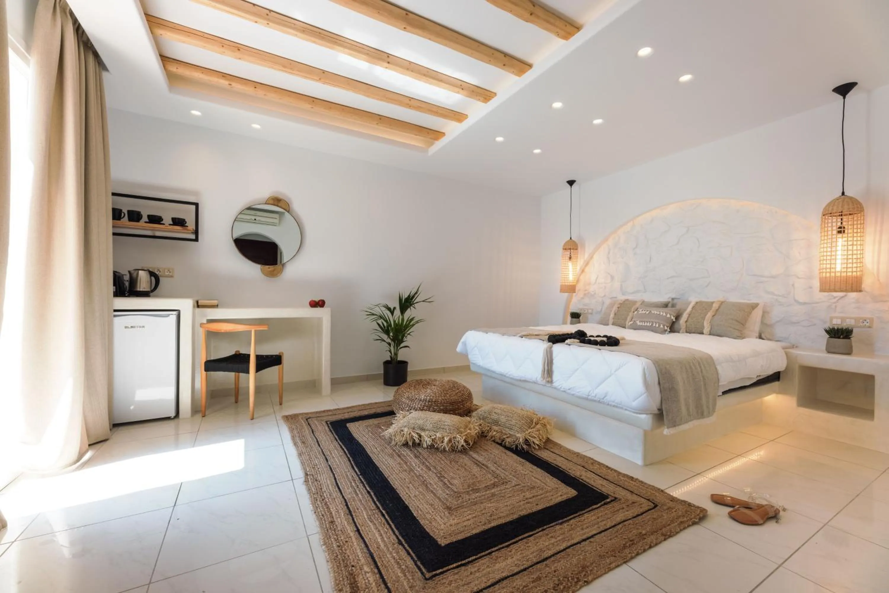 Property building, Bed in Aegean Palace