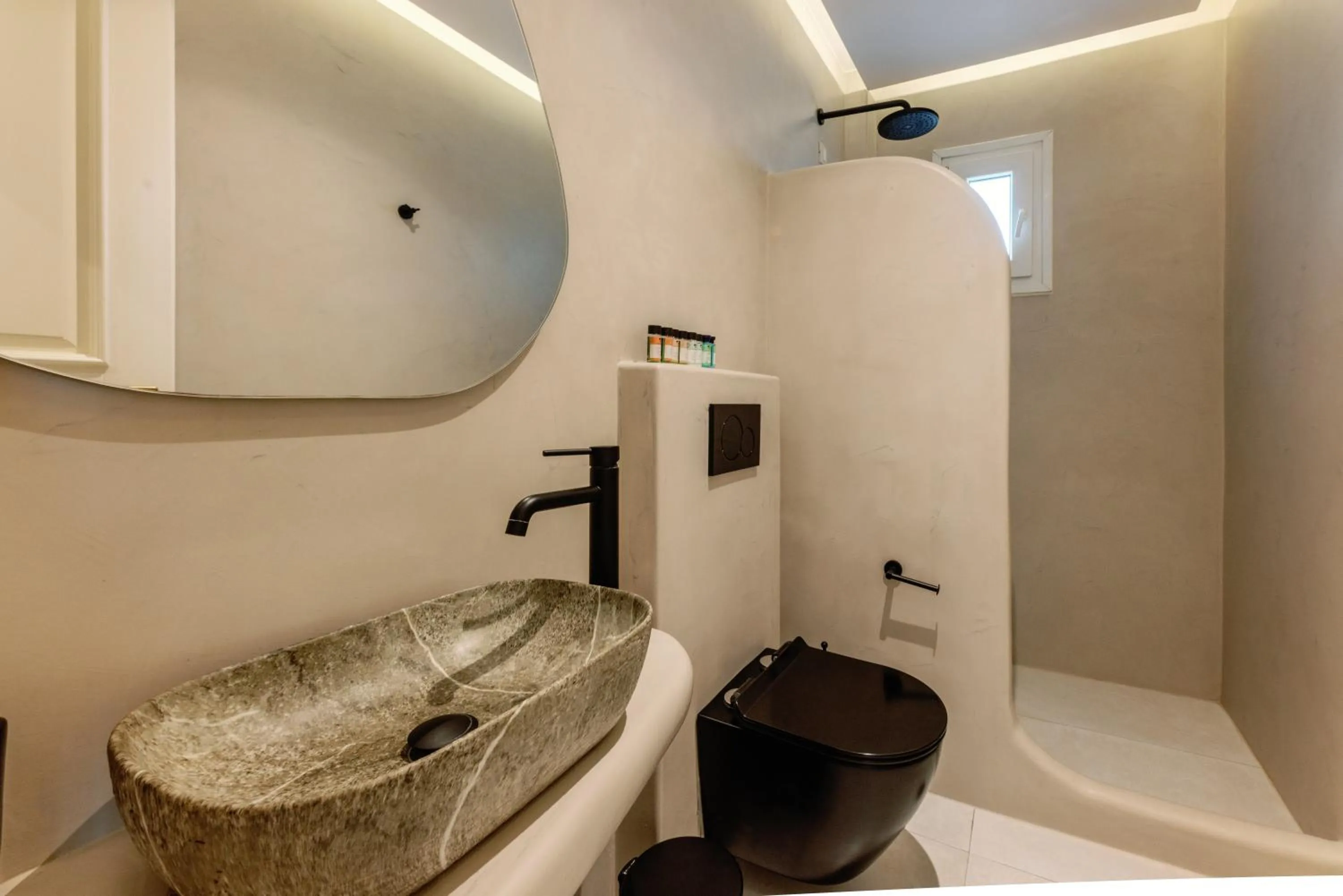 Shower in Aegean Palace