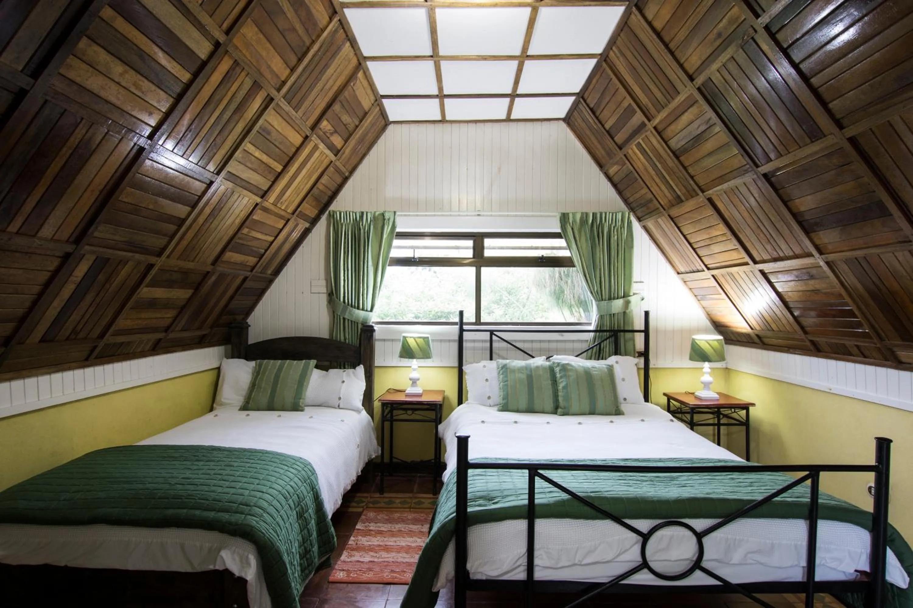 Bed in Hortensias Chalets Vara blanca