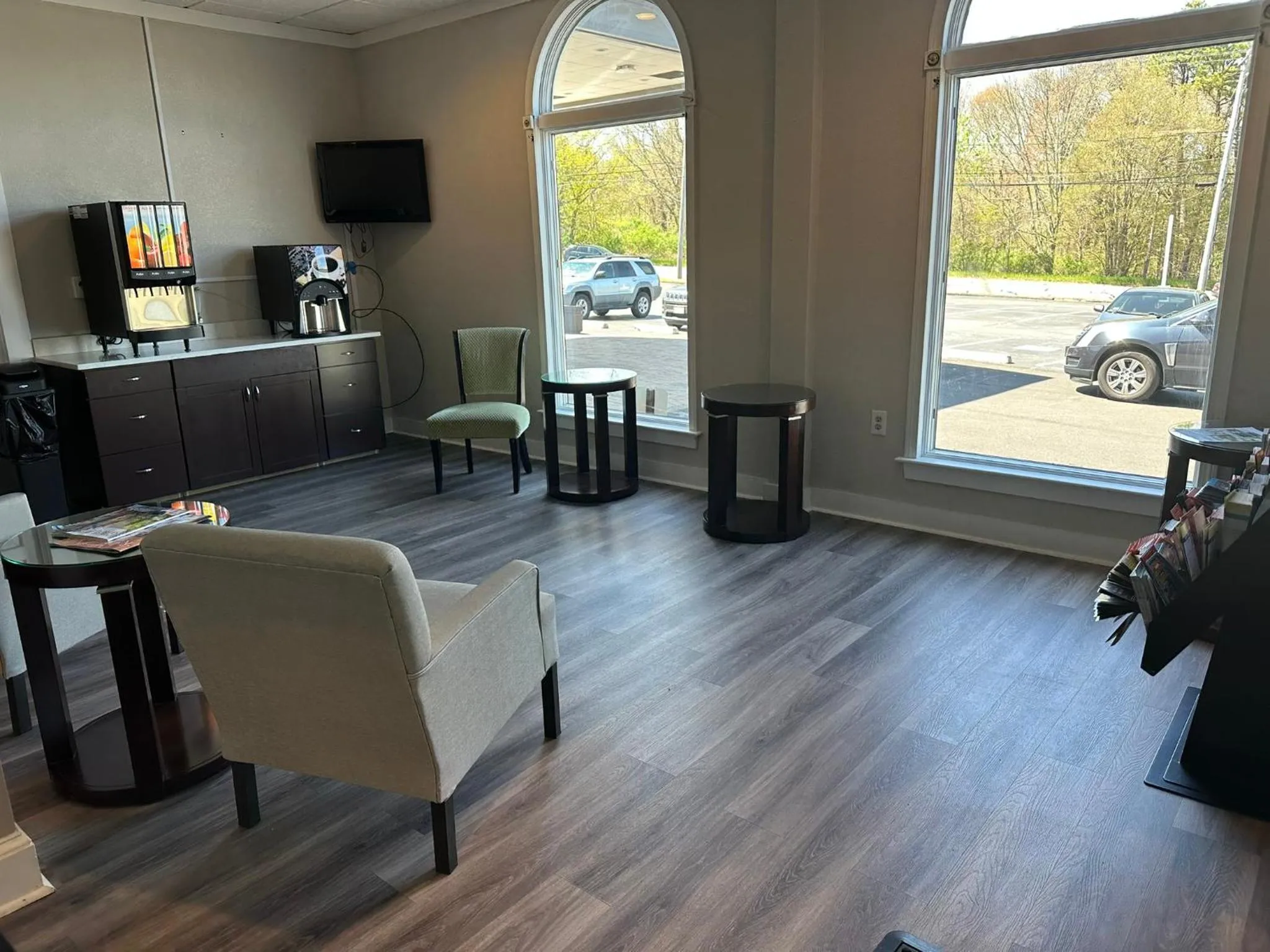 Coffee/tea facilities in Whalers Inn and Suites