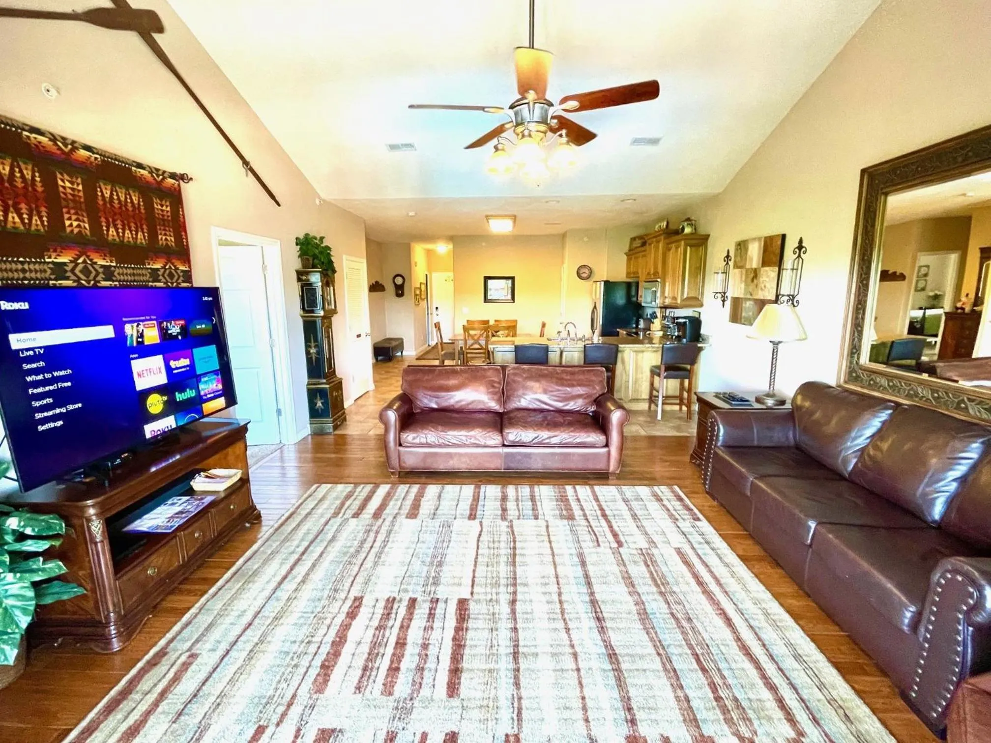 TV and multimedia in Rockwood Condos on Table Rock Lake With Boat Slips