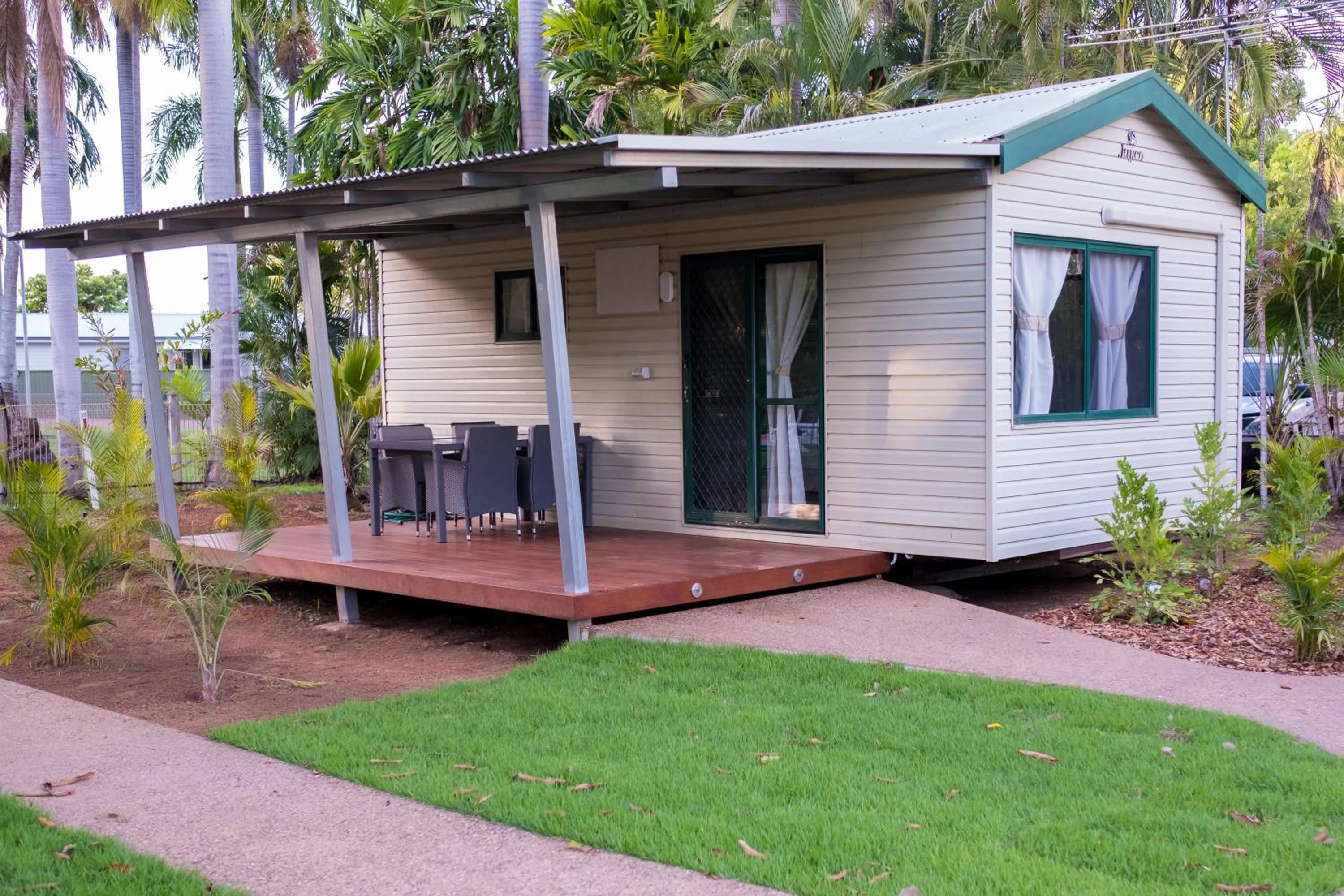 Garden view in Kimberleyland Waterfront Holiday Park