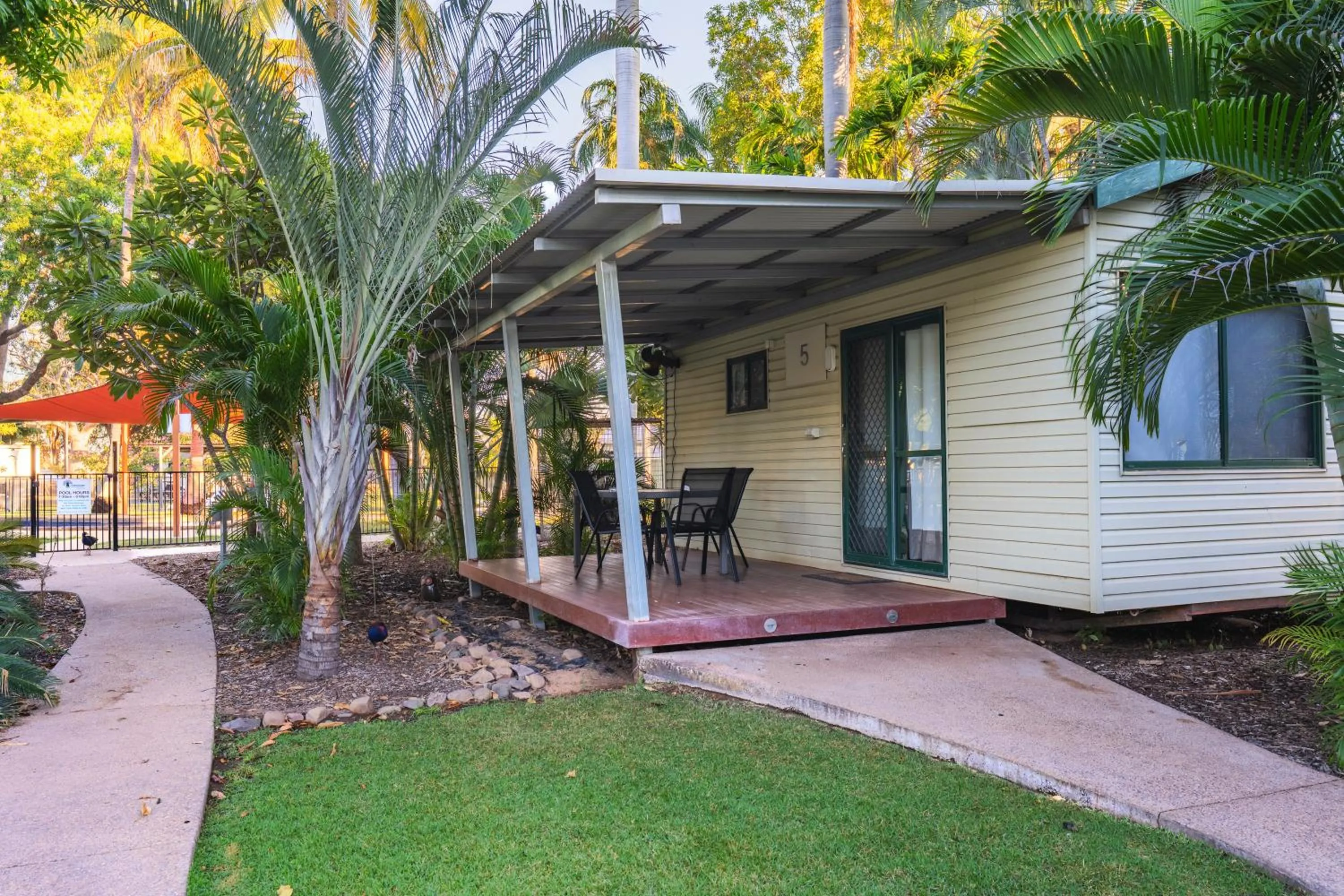 Property building in Kimberleyland Waterfront Holiday Park