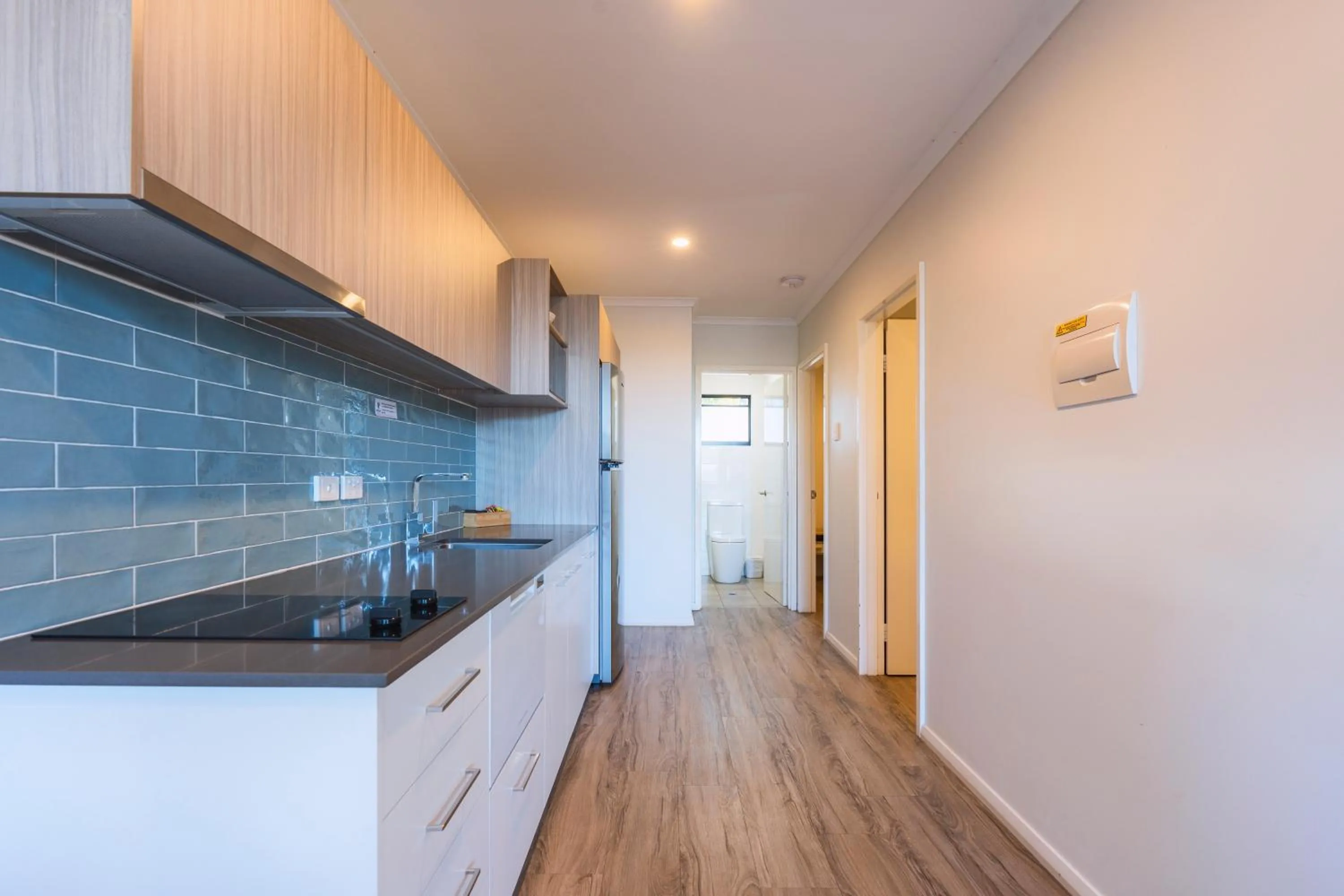 Kitchen or kitchenette in Kimberleyland Waterfront Holiday Park