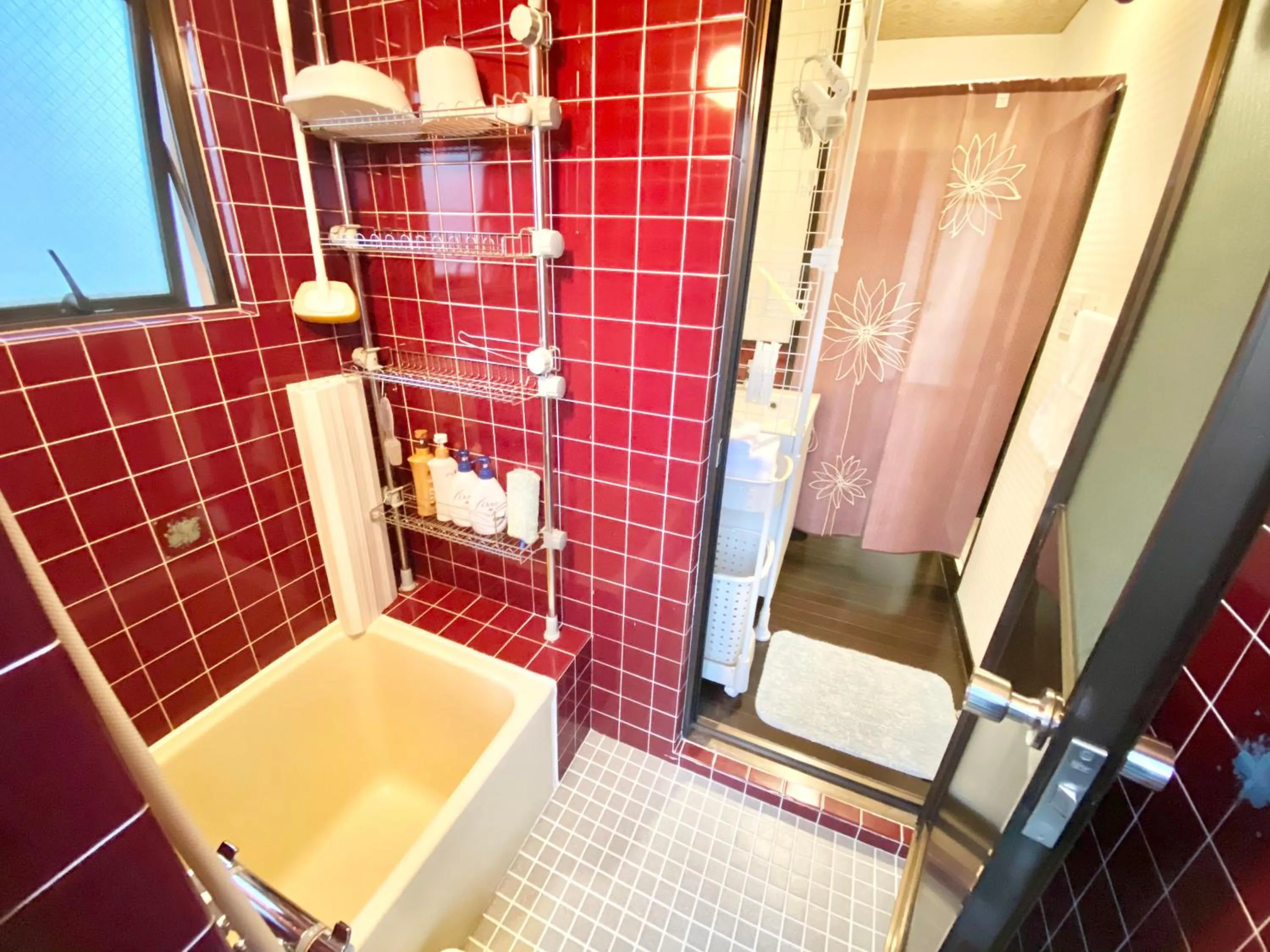 Bathroom in GuestHouse017徳島個室 飲食街中心 阿波踊り会館7分 文理&徳島大学 アスティとくしま車8分