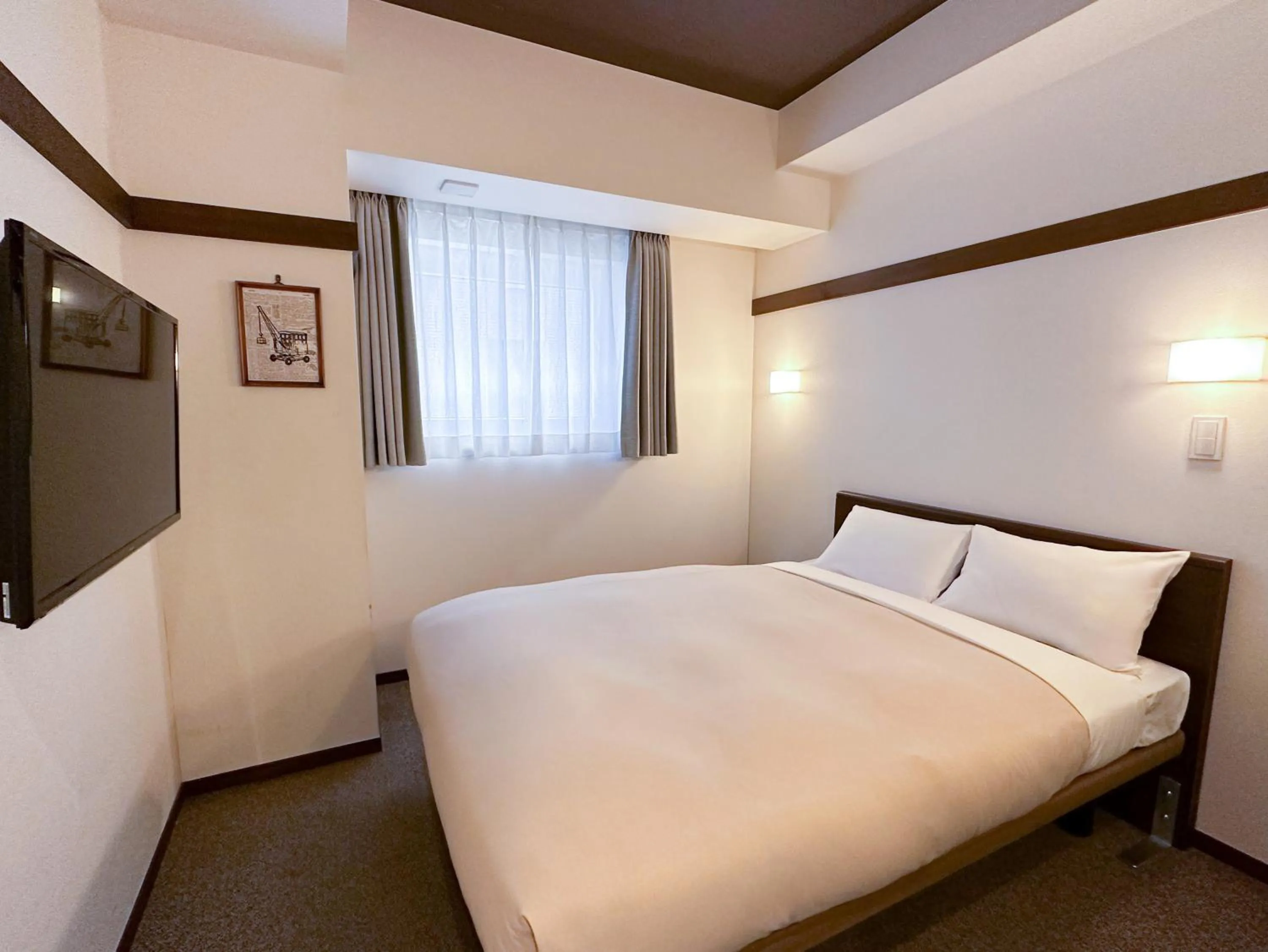 Photo of the whole room, Bed in The OneFive Tokyo Shibuya