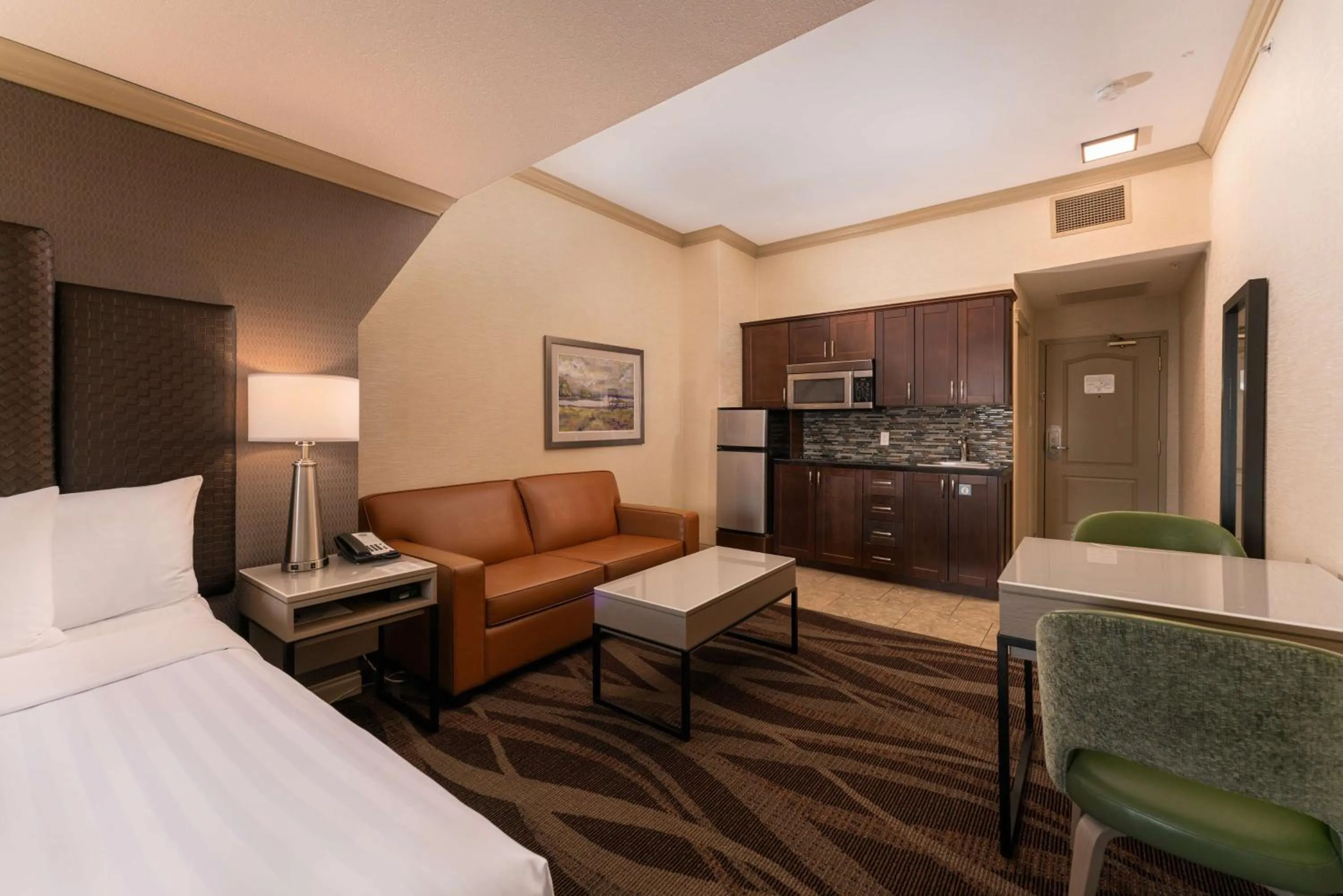 Bedroom, Bed in Prestige Harbourfront Resort, WorldHotels Luxury