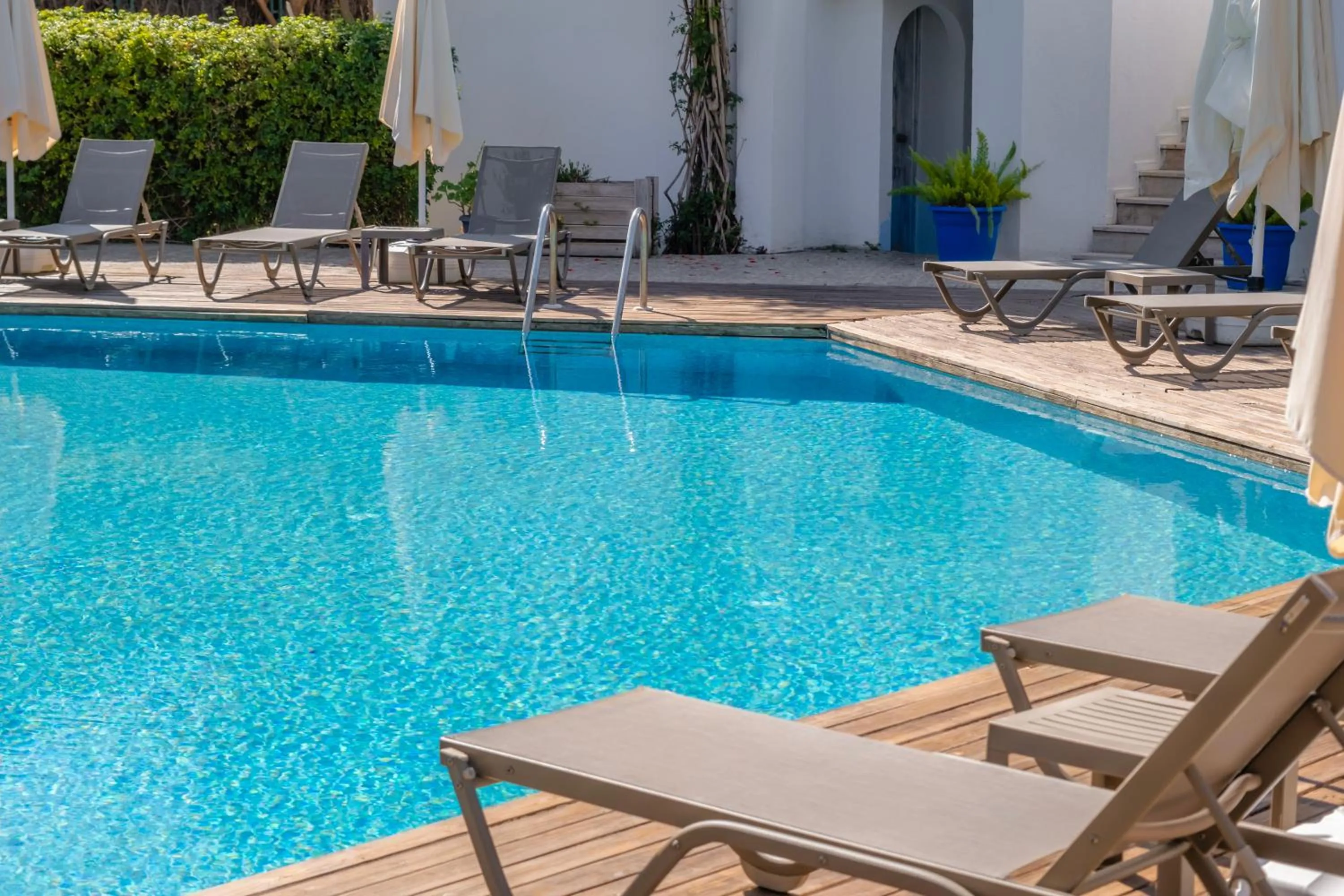 Swimming pool in Costa Bodrum City