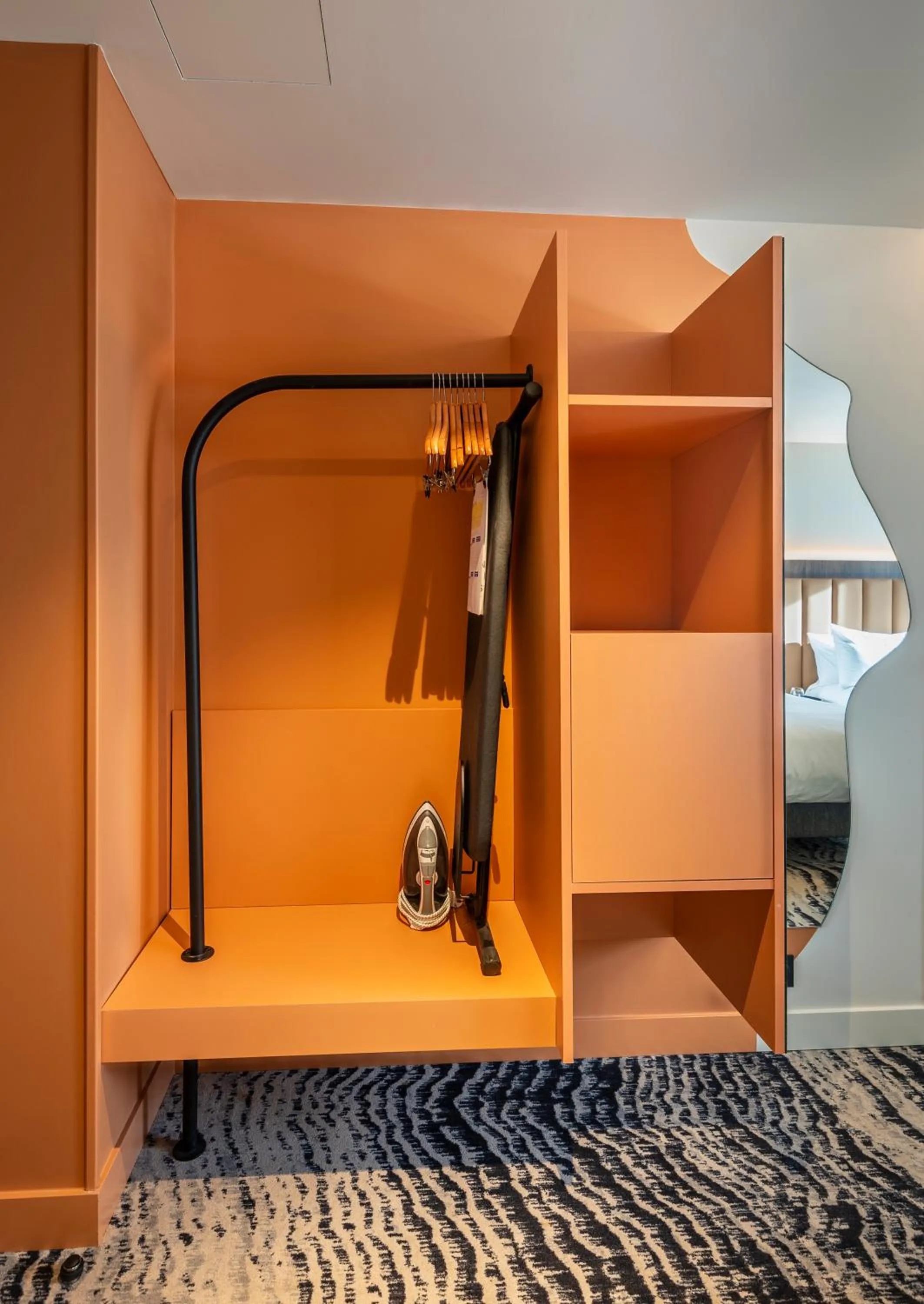 furniture in DoubleTree by Hilton Lyon Eurexpo