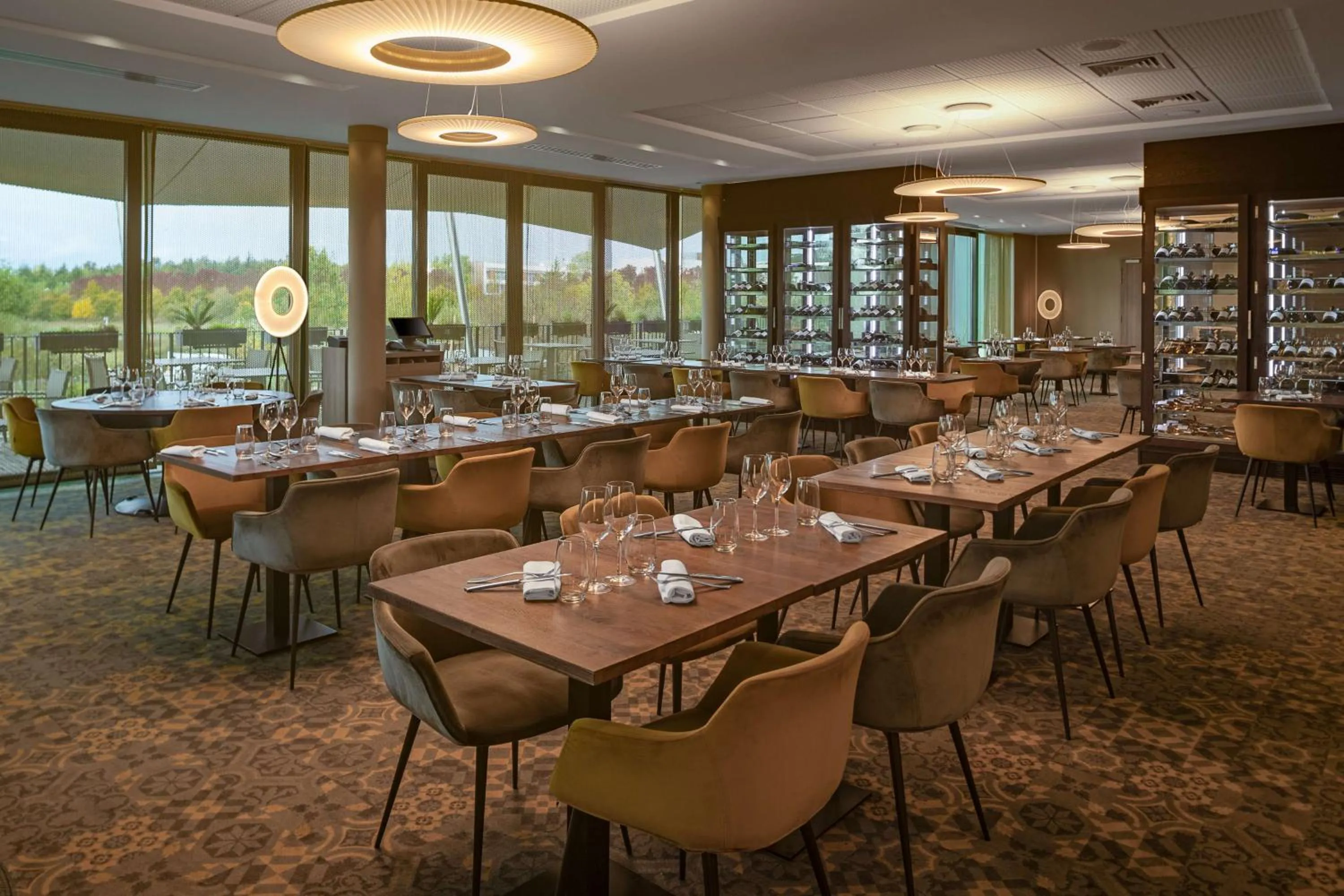 Restaurant/places to eat in DoubleTree by Hilton Lyon Eurexpo