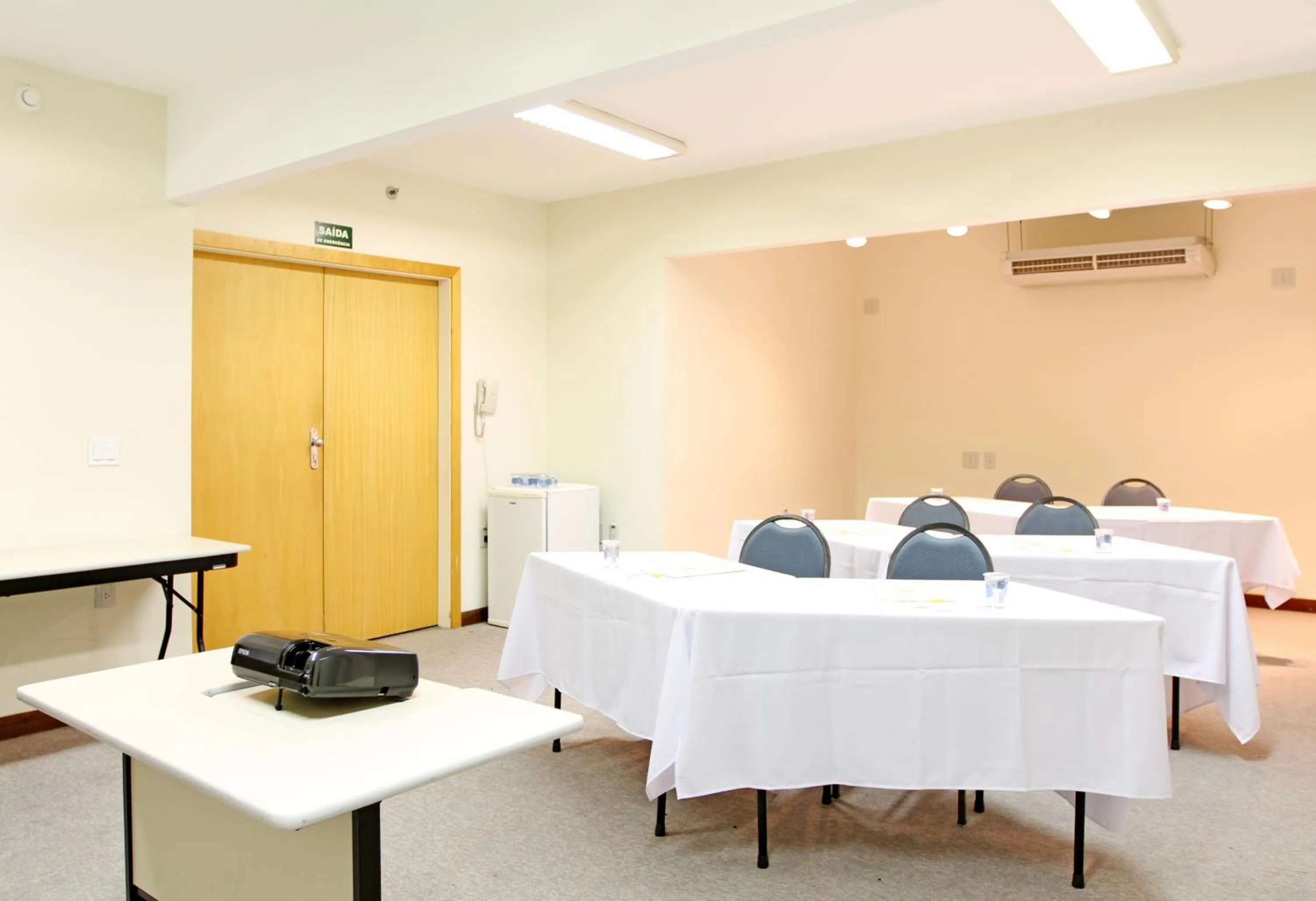 Business facilities in Guará Inn Flat Service