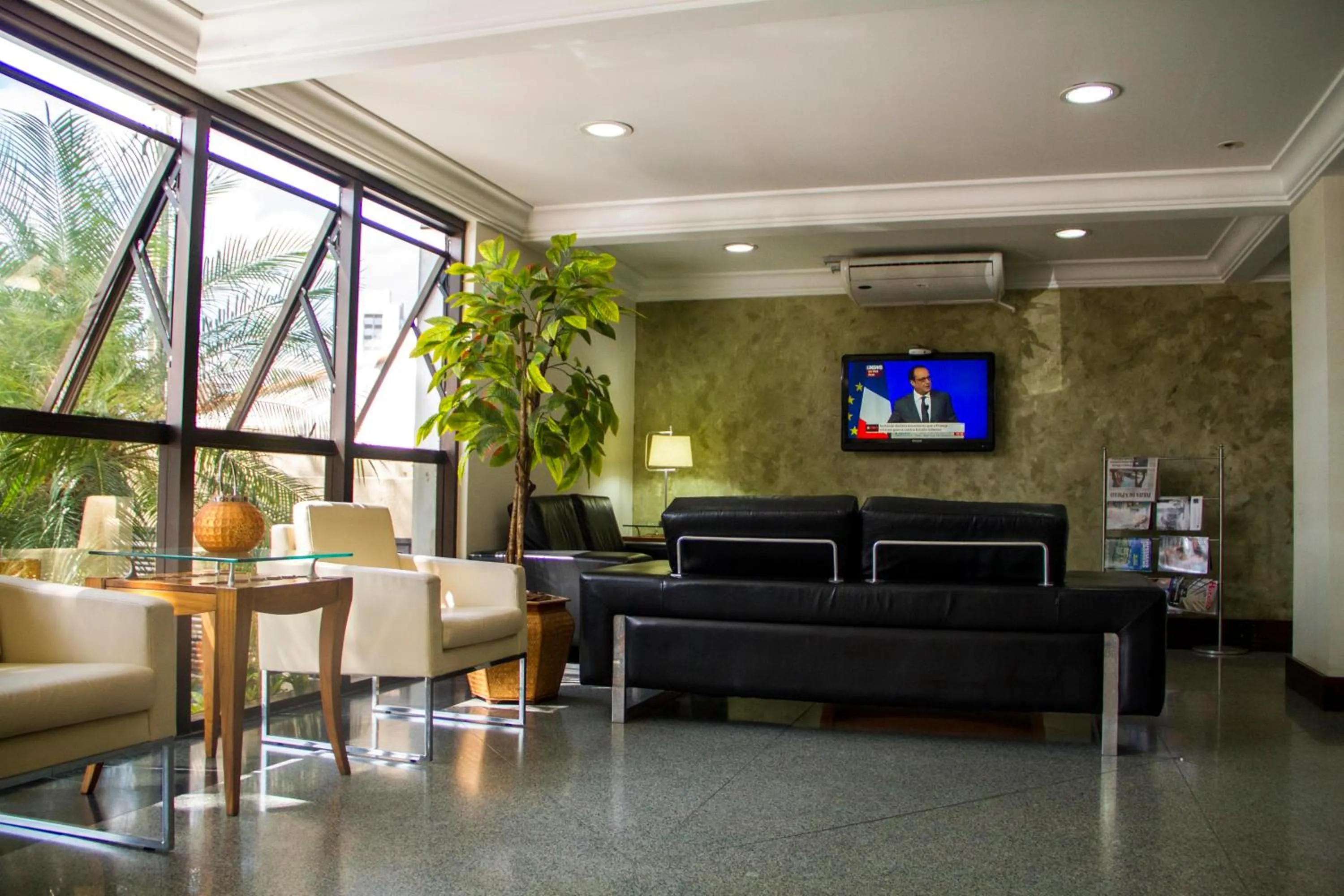 Lobby or reception in Guará Inn Flat Service