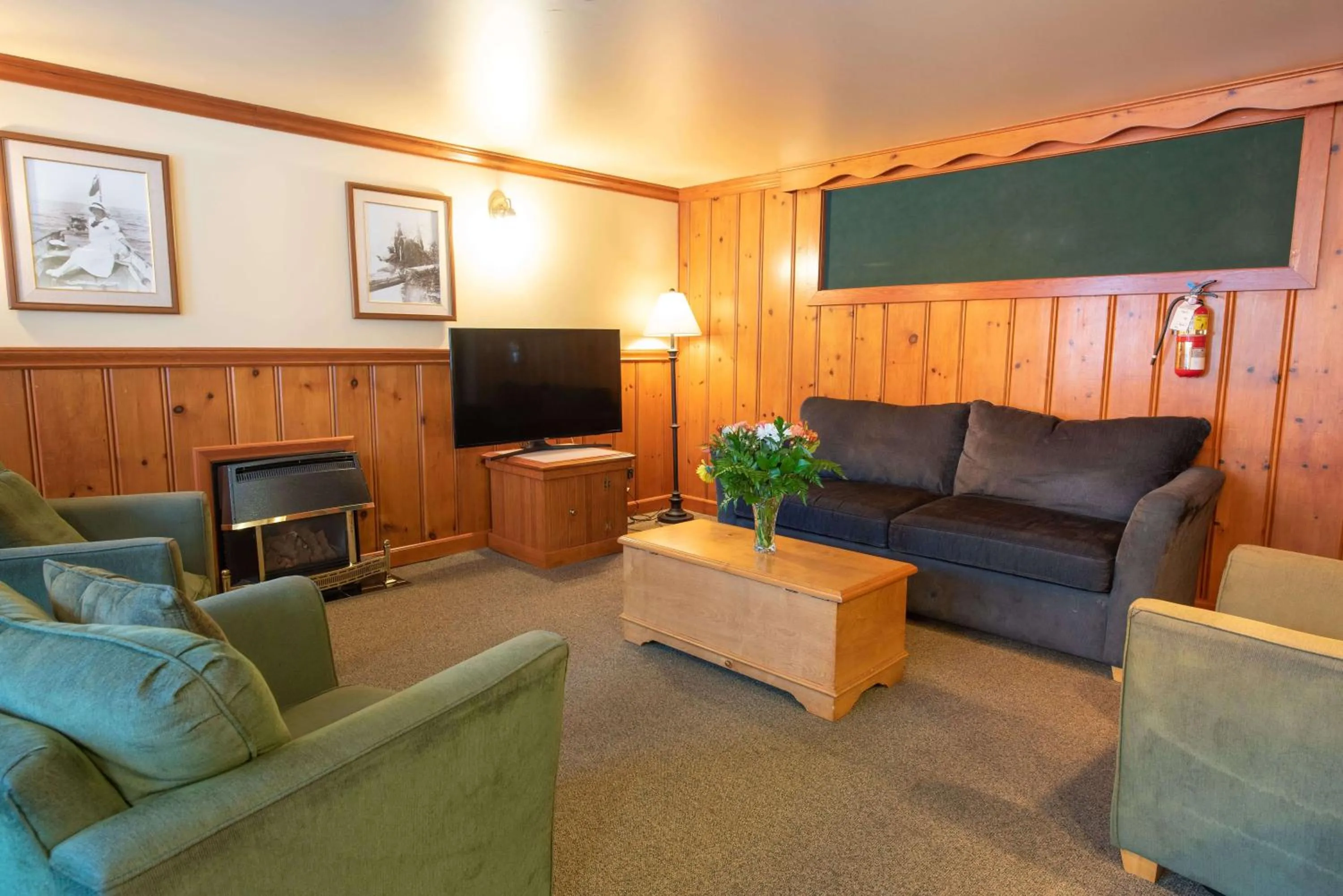 Living room in Painter's Lodge, Trademark Collection by Wyndham