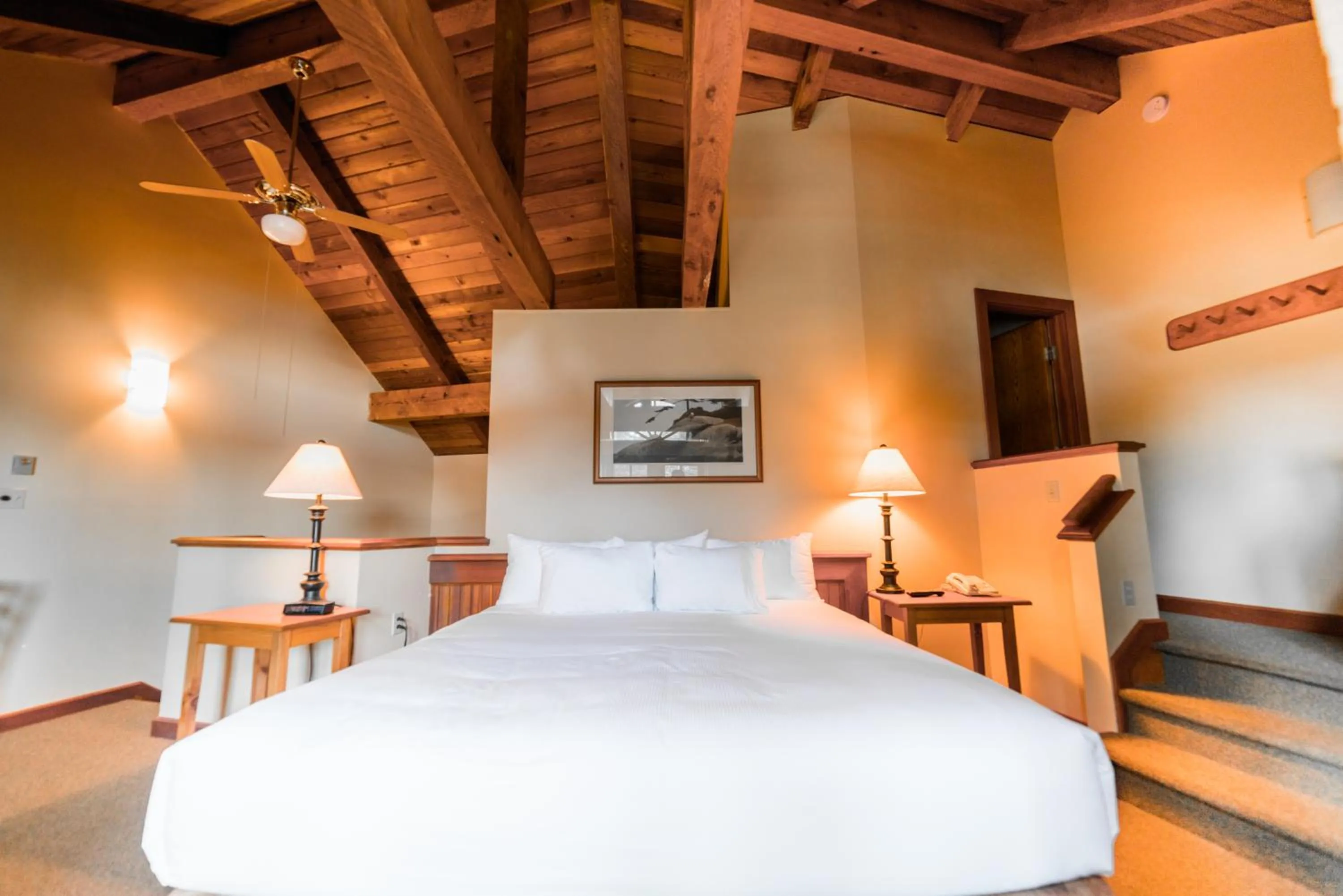 Bedroom in Painter's Lodge, Trademark Collection by Wyndham