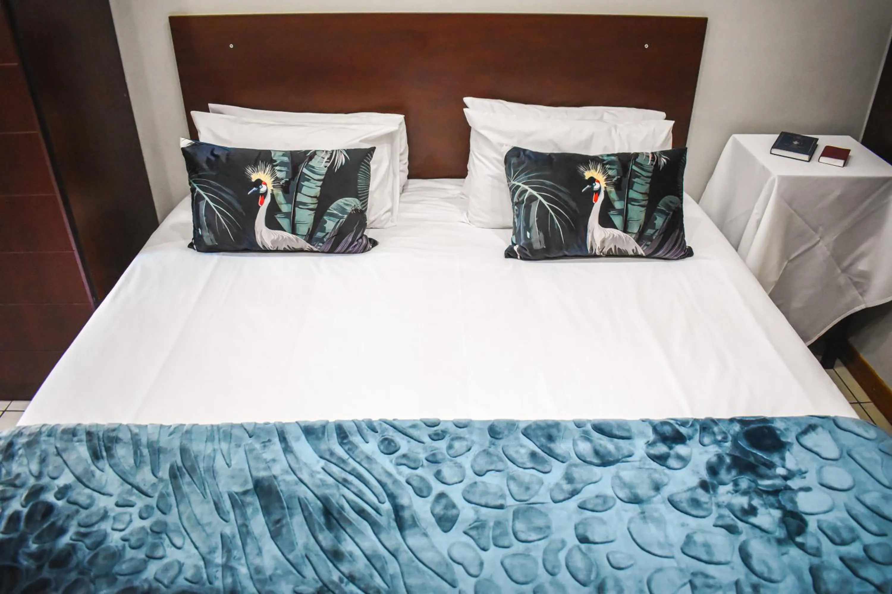 Double or Twin Room with Shower in Amabutho Warrior Lodge