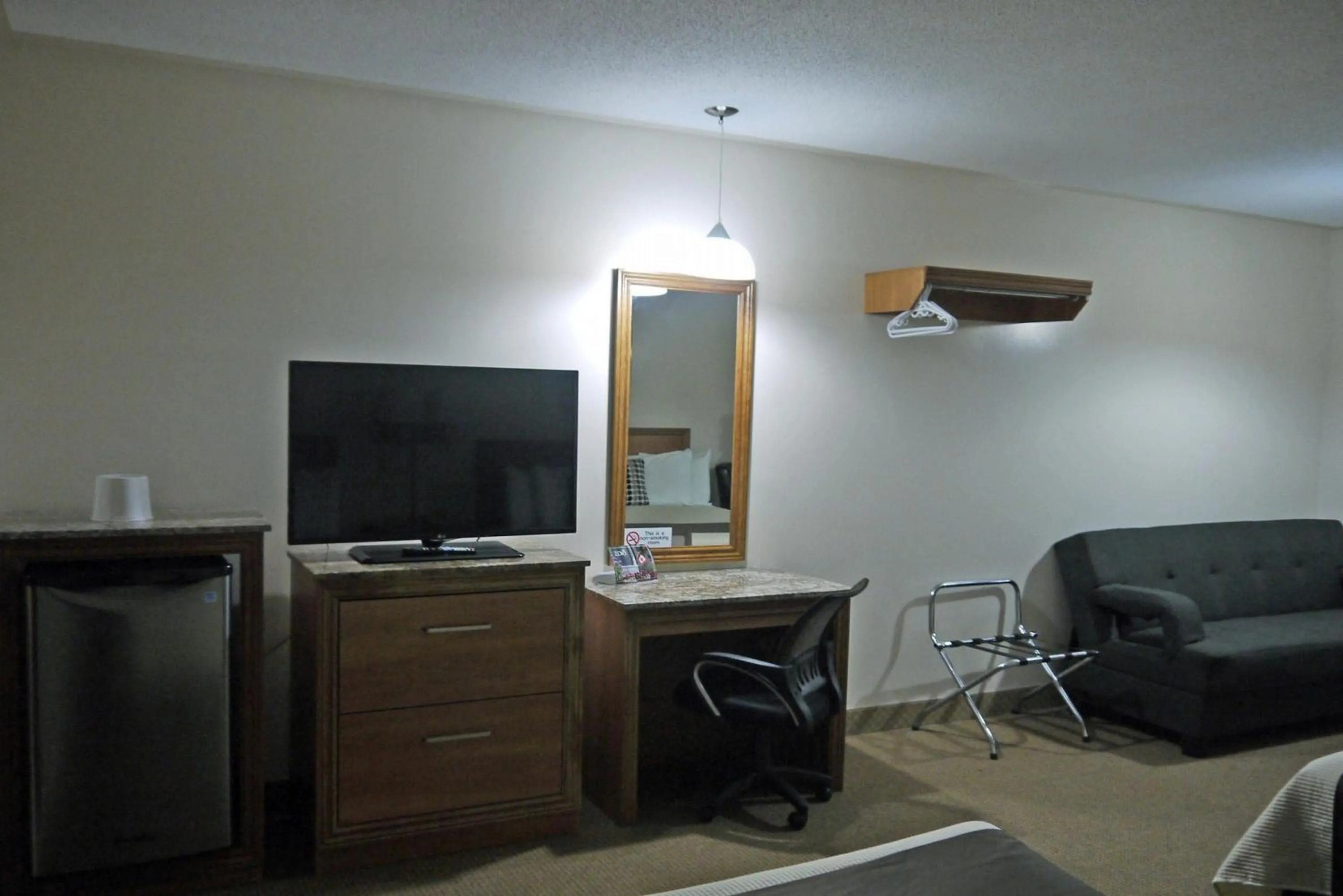 TV and multimedia in Newmarket Inn