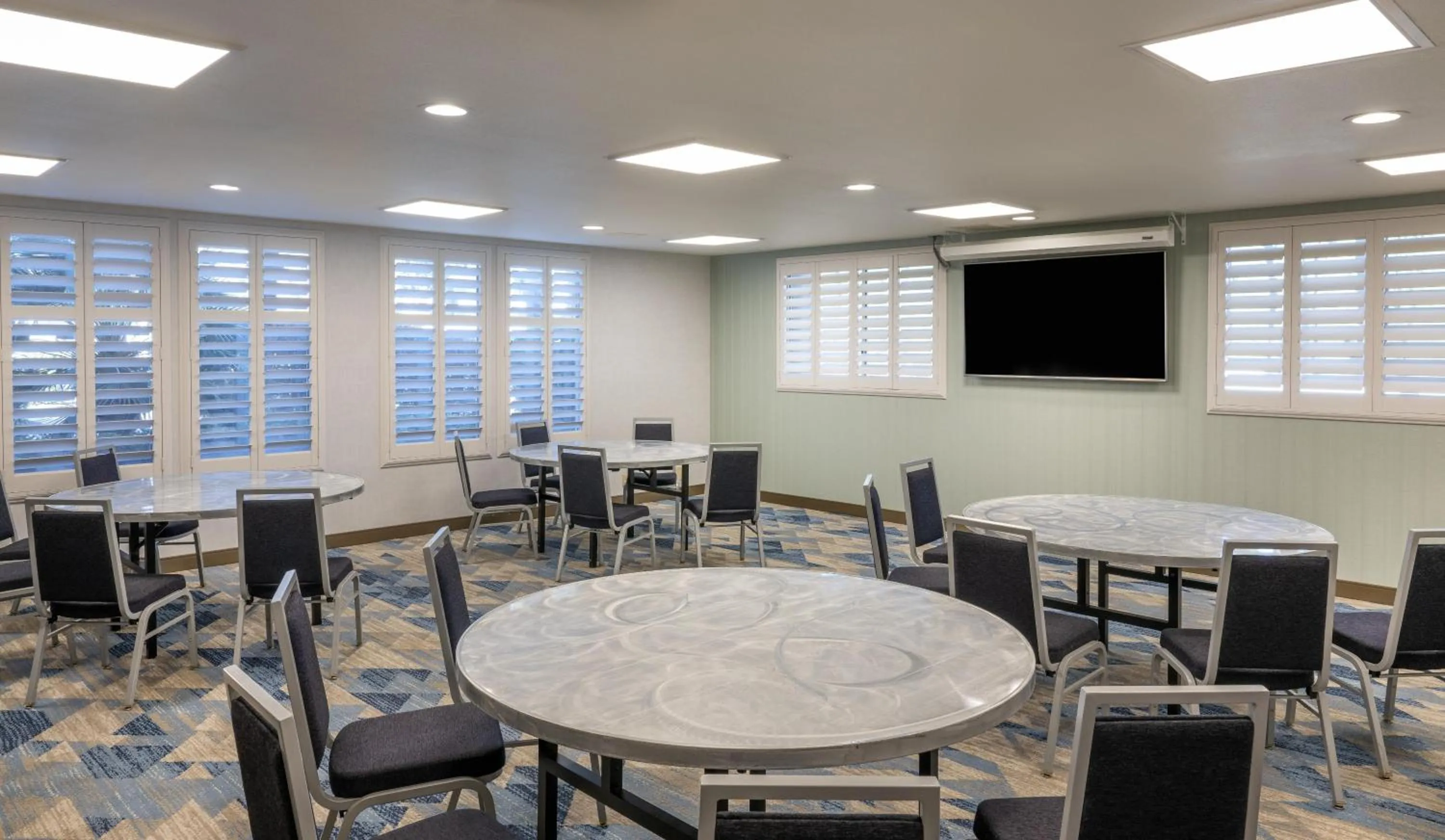 Meeting/conference room in DoubleTree by Hilton Campbell - Pruneyard Plaza