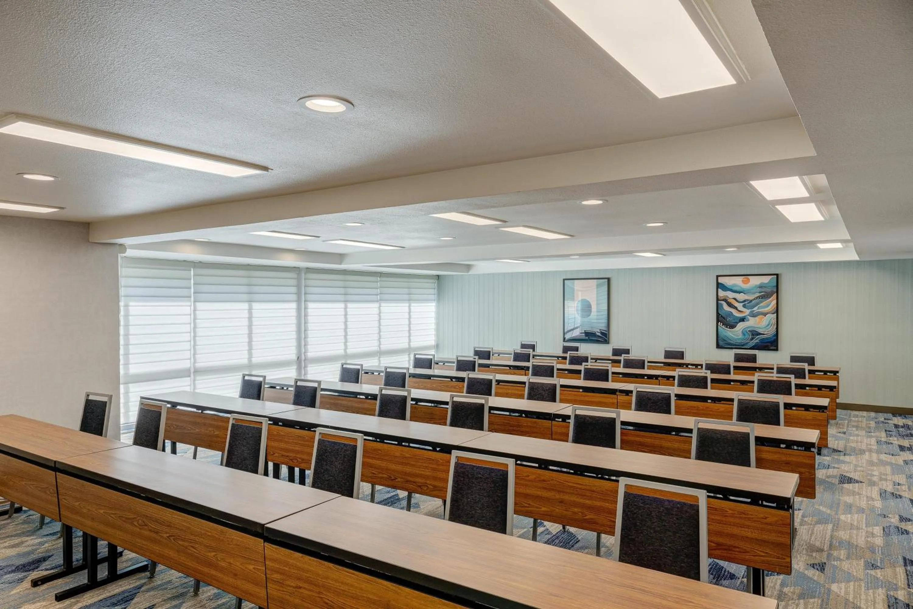 Meeting/conference room in DoubleTree by Hilton Campbell - Pruneyard Plaza