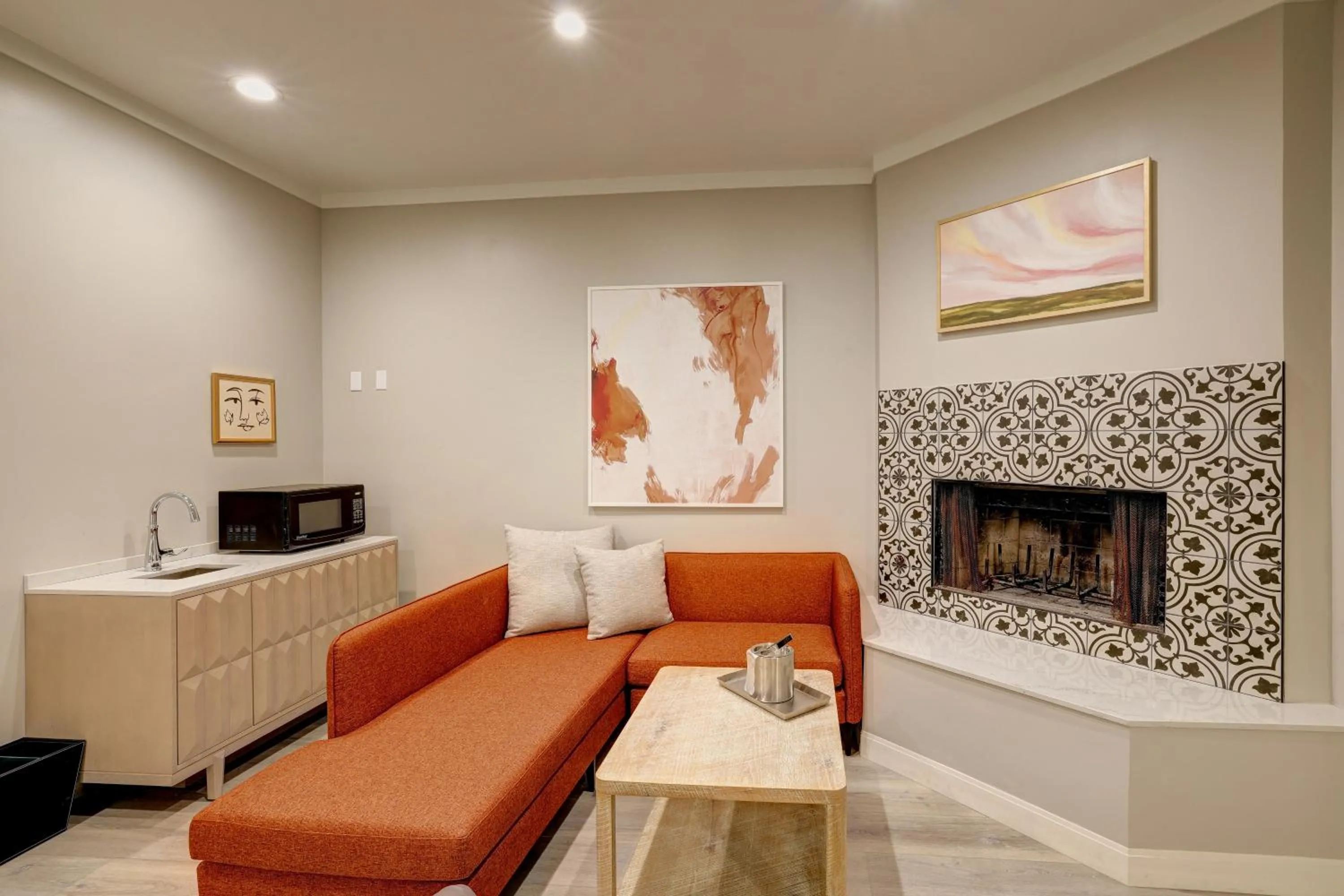 Seating area in Best Western Sonoma Valley Inn & Krug Event Center