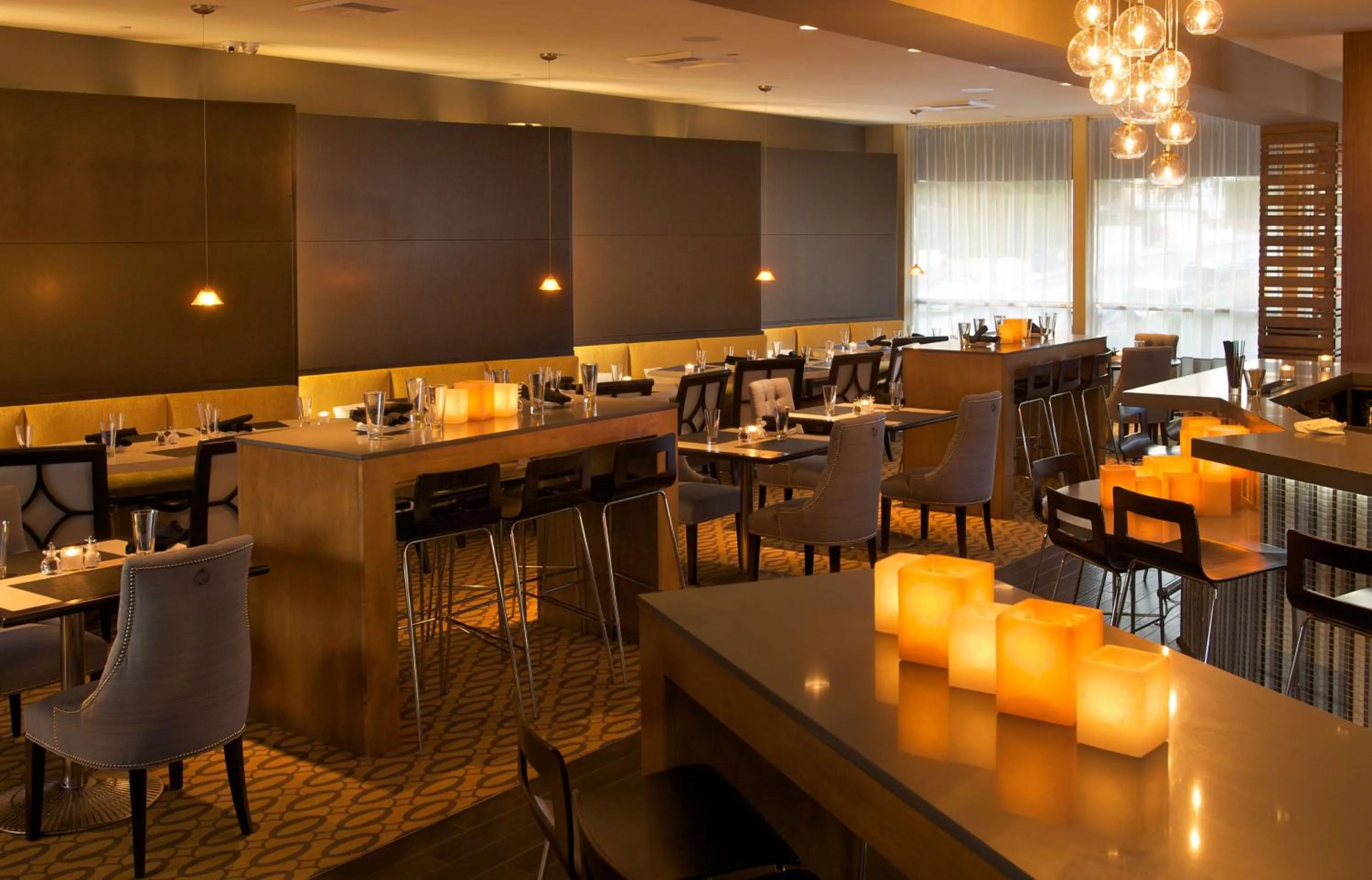 Restaurant/places to eat in The Belamar Hotel Manhattan Beach, Tapestry by Hilton