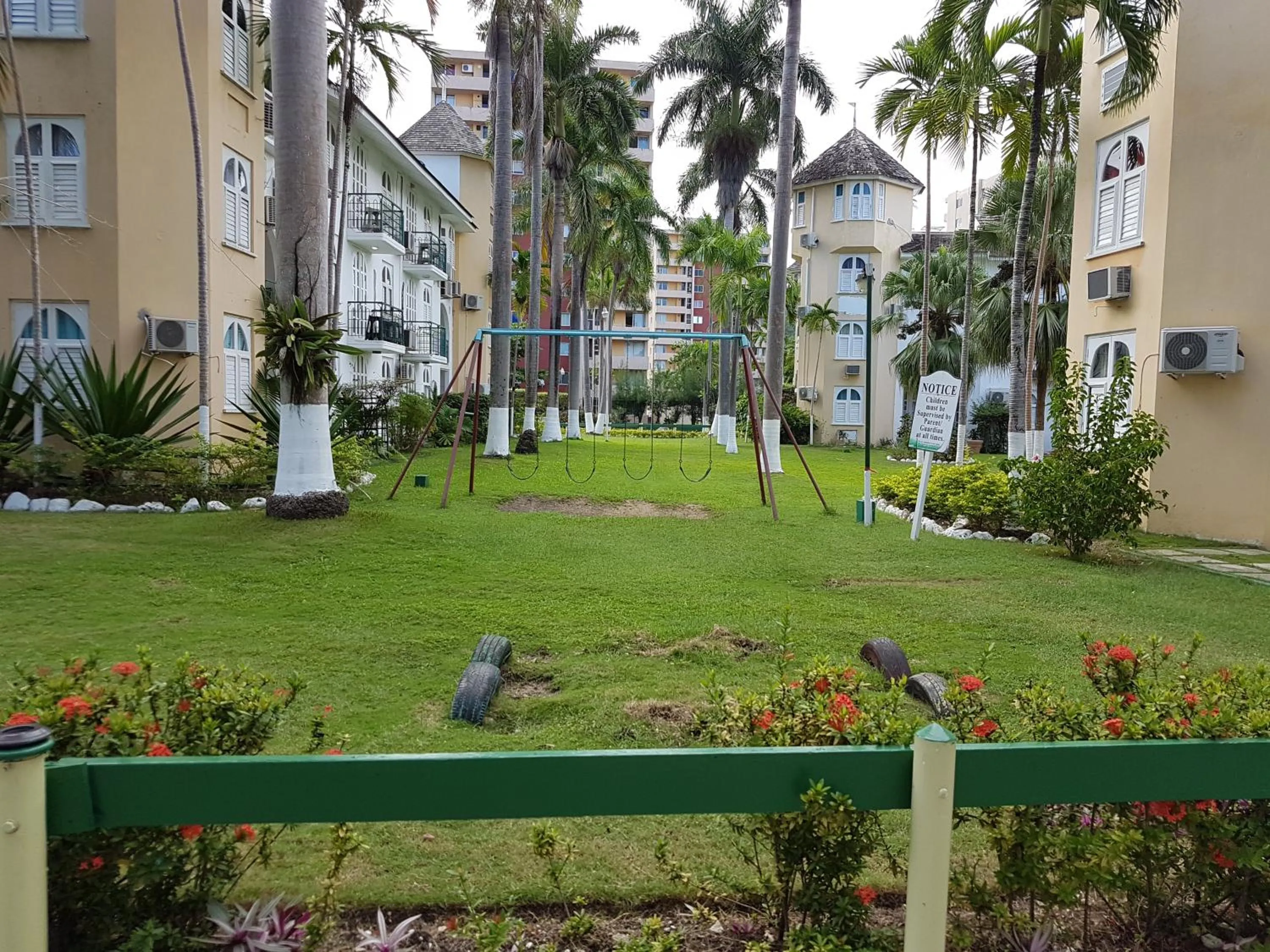 Garden in Almond Grove at Sand Castle