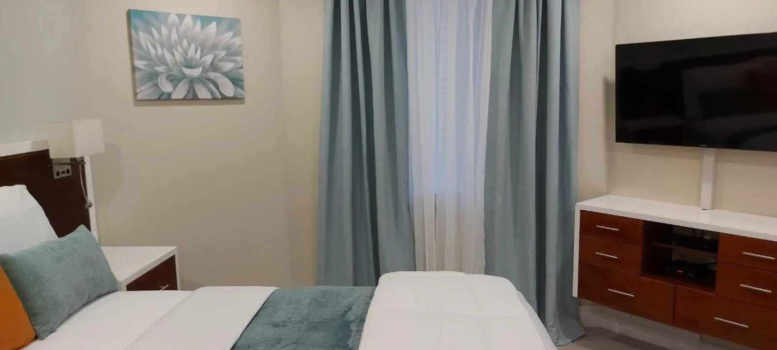 Bedroom, Bed in Almond Grove at Sand Castle