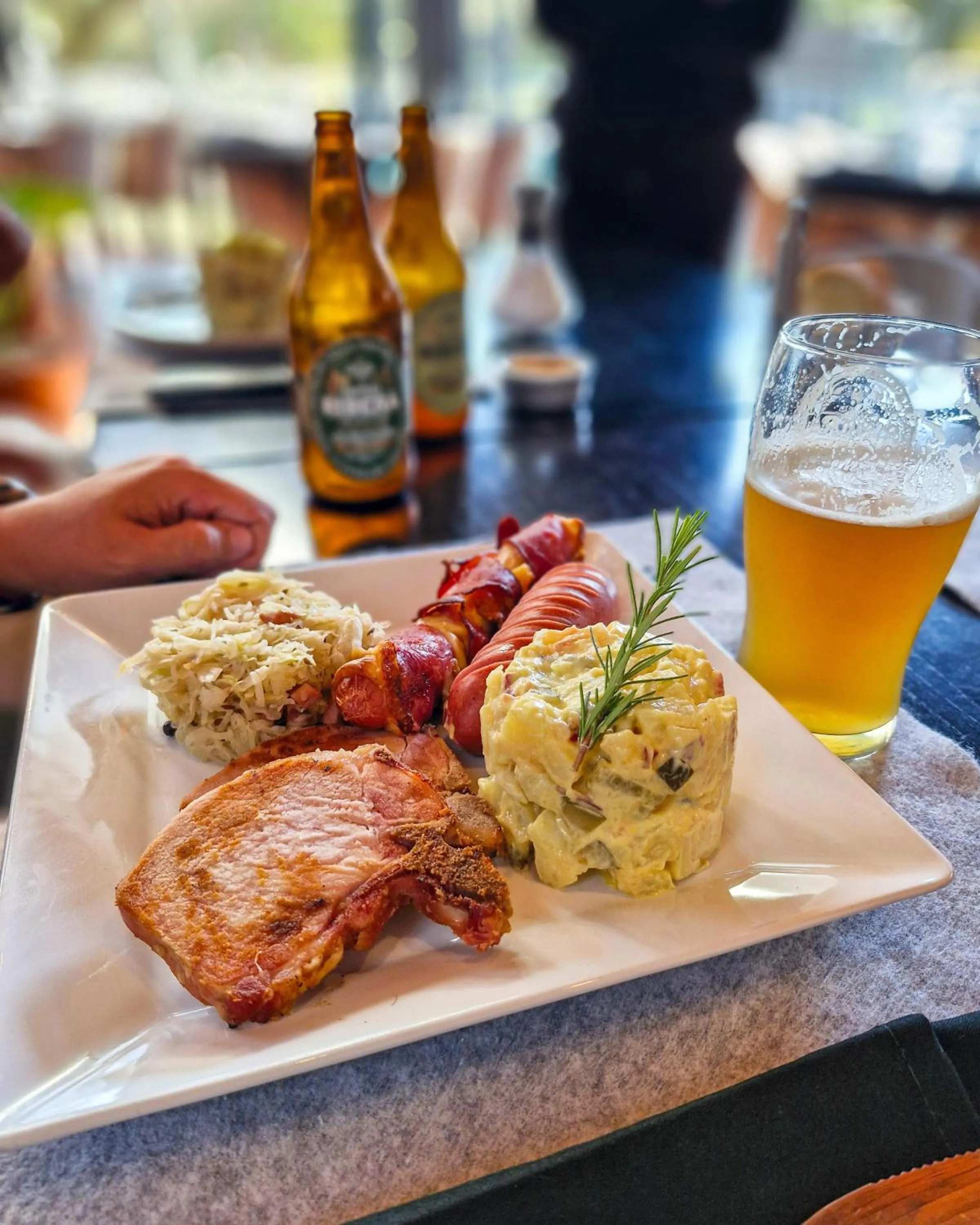 Restaurant/places to eat in Howard Johnson Hotel & Spa Villa General Belgrano