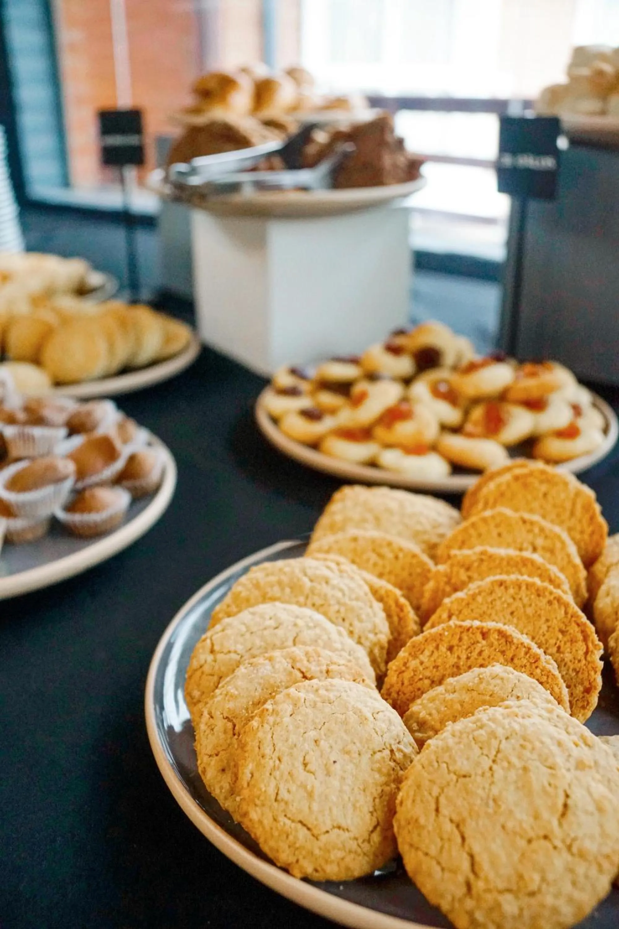 Breakfast in Howard Johnson Hotel & Spa Villa General Belgrano