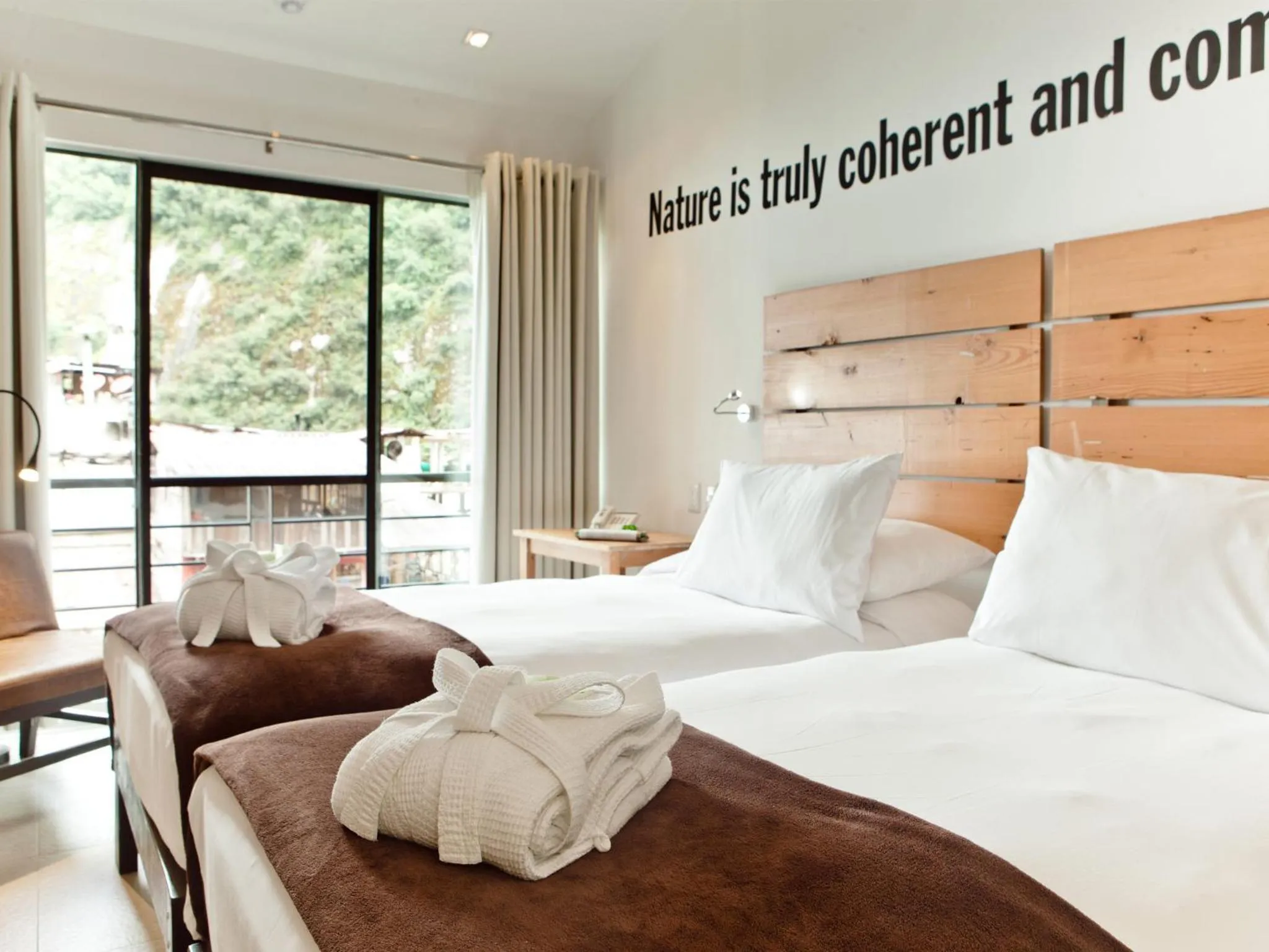 Photo of the whole room, Bed in El MaPi by Inkaterra