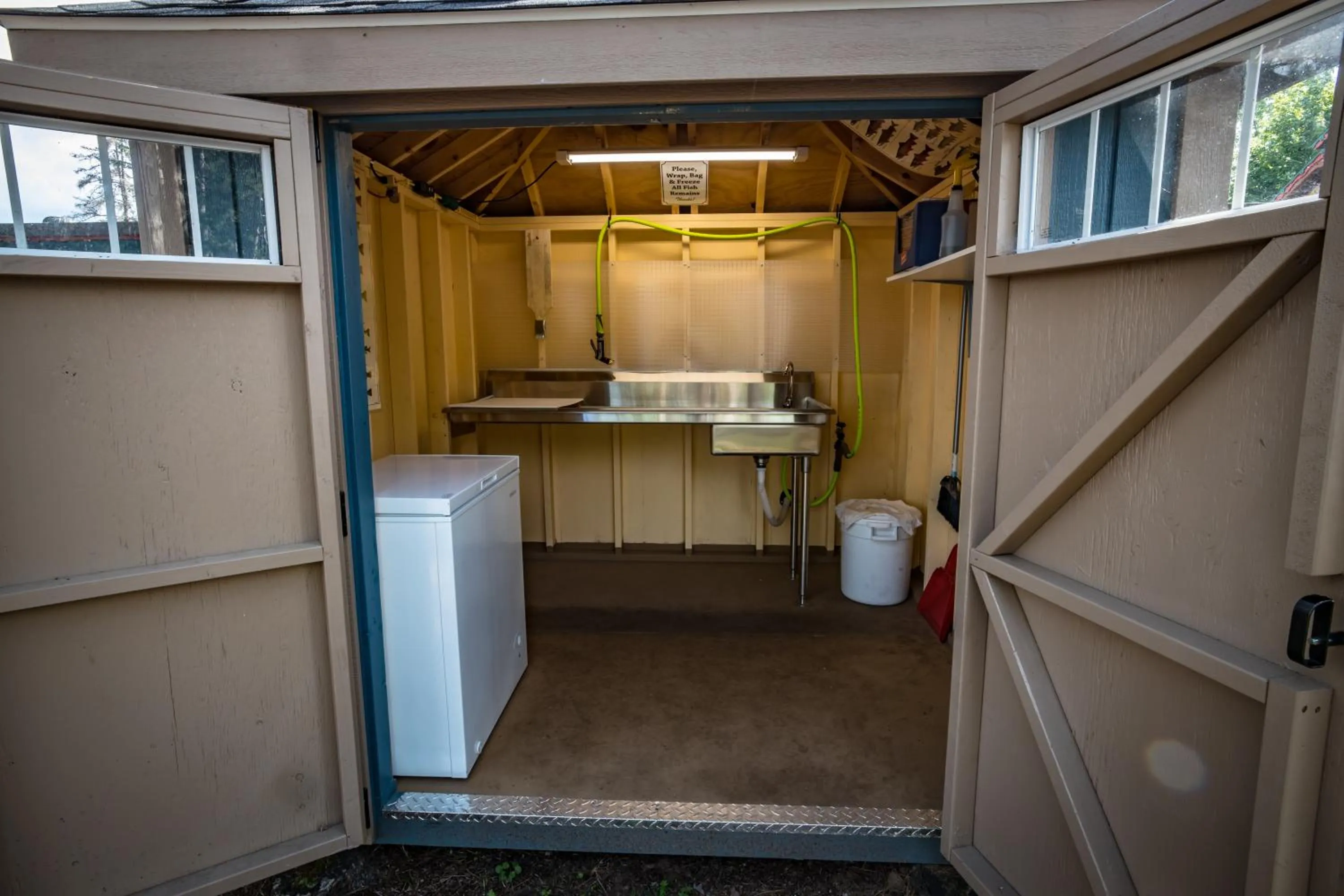 Fishing in Riverside Motel