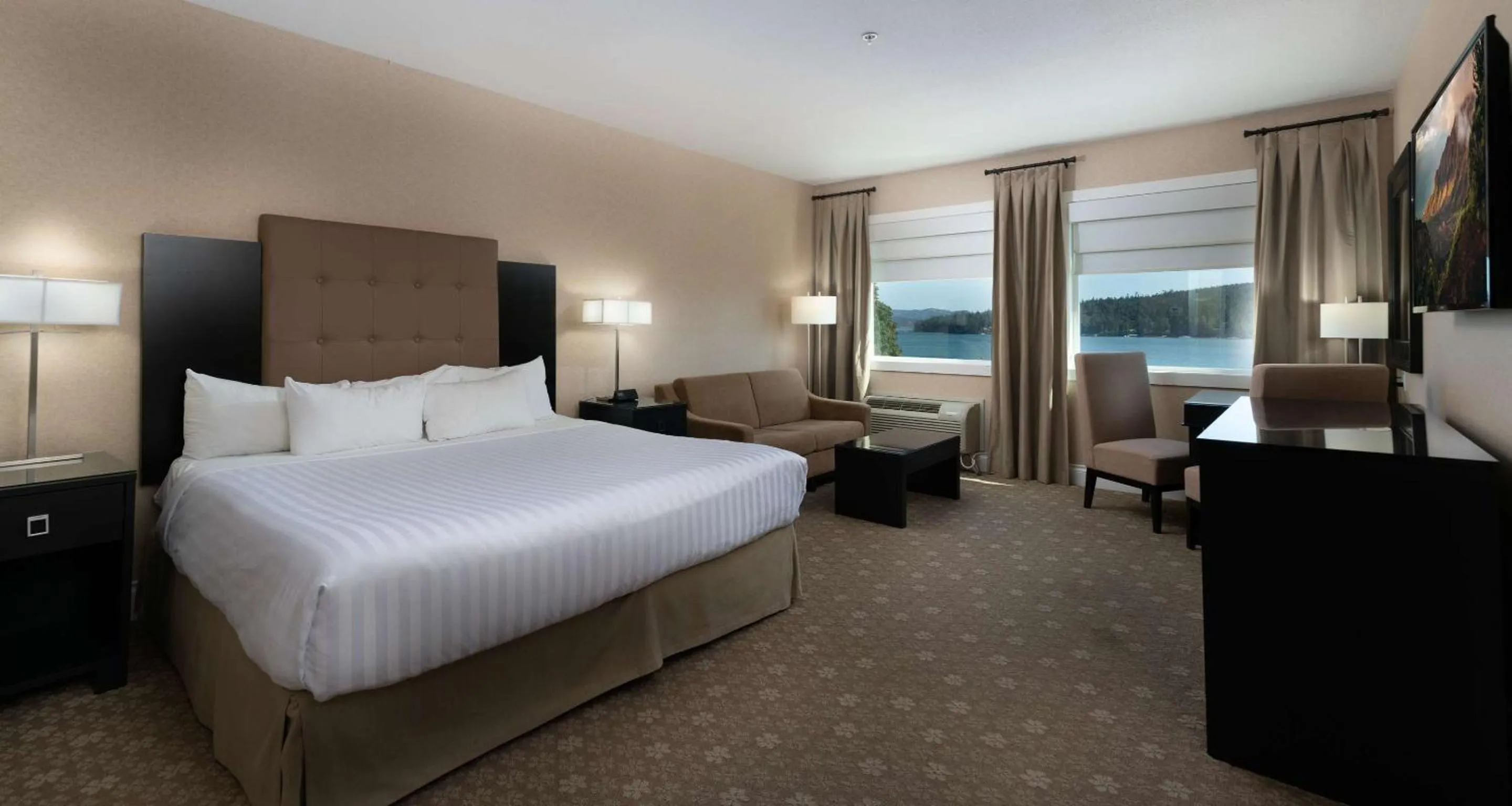 Bedroom, Bed in Prestige Oceanfront Resort, WorldHotels Luxury