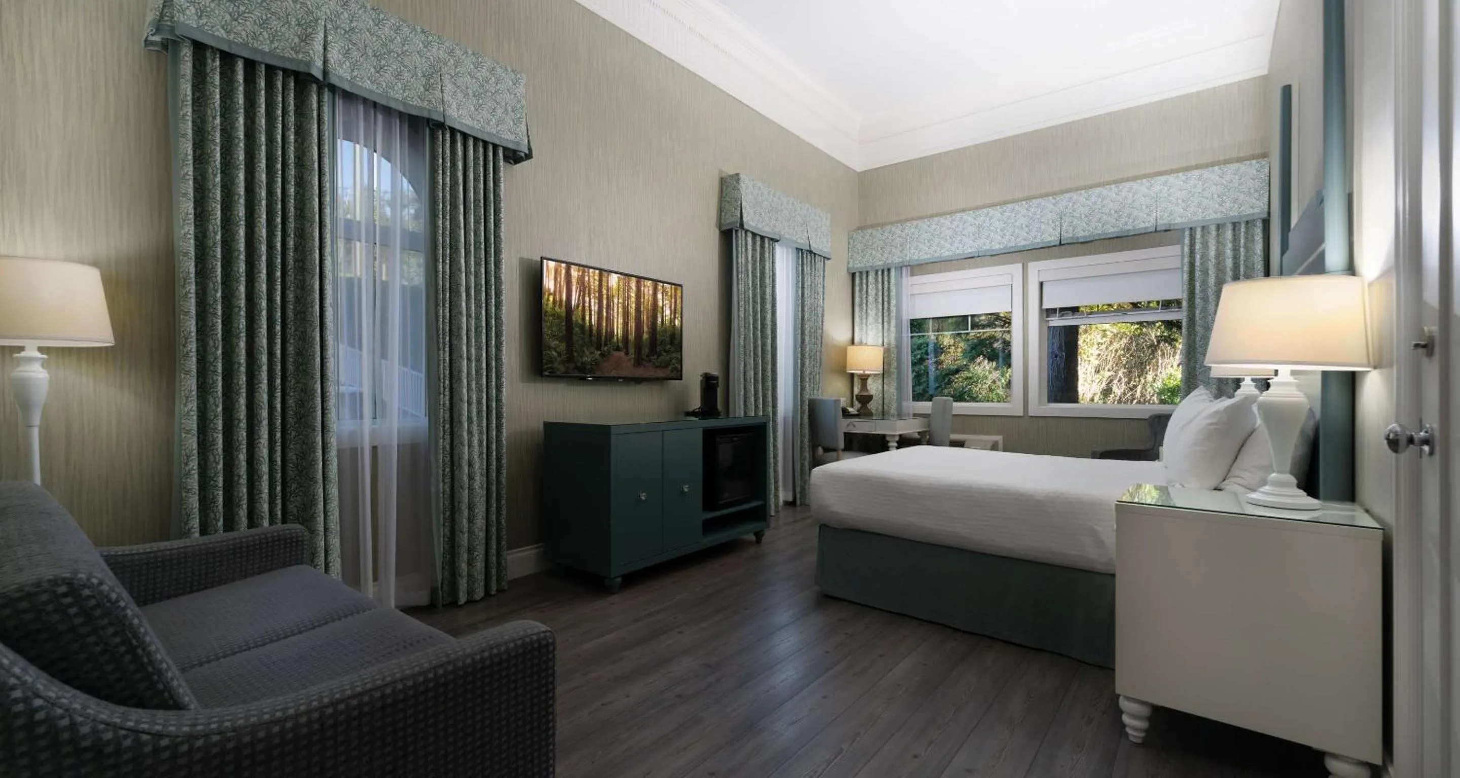 Bedroom, Bed in Prestige Oceanfront Resort, WorldHotels Luxury