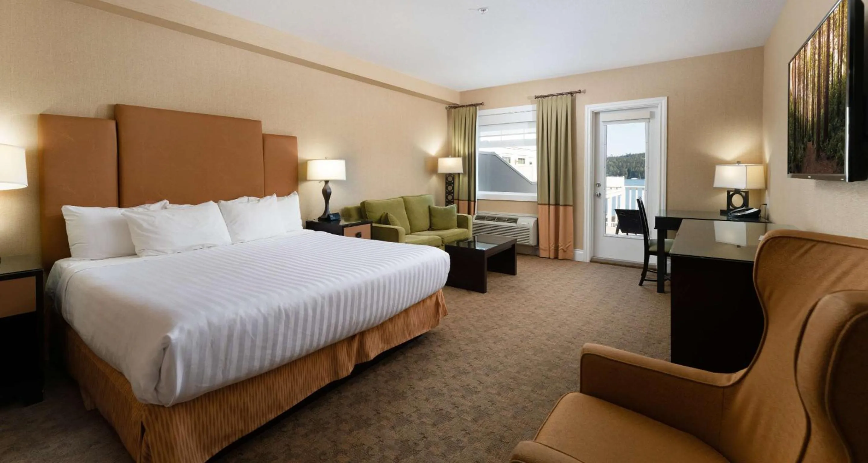 Bedroom, Bed in Prestige Oceanfront Resort, WorldHotels Luxury