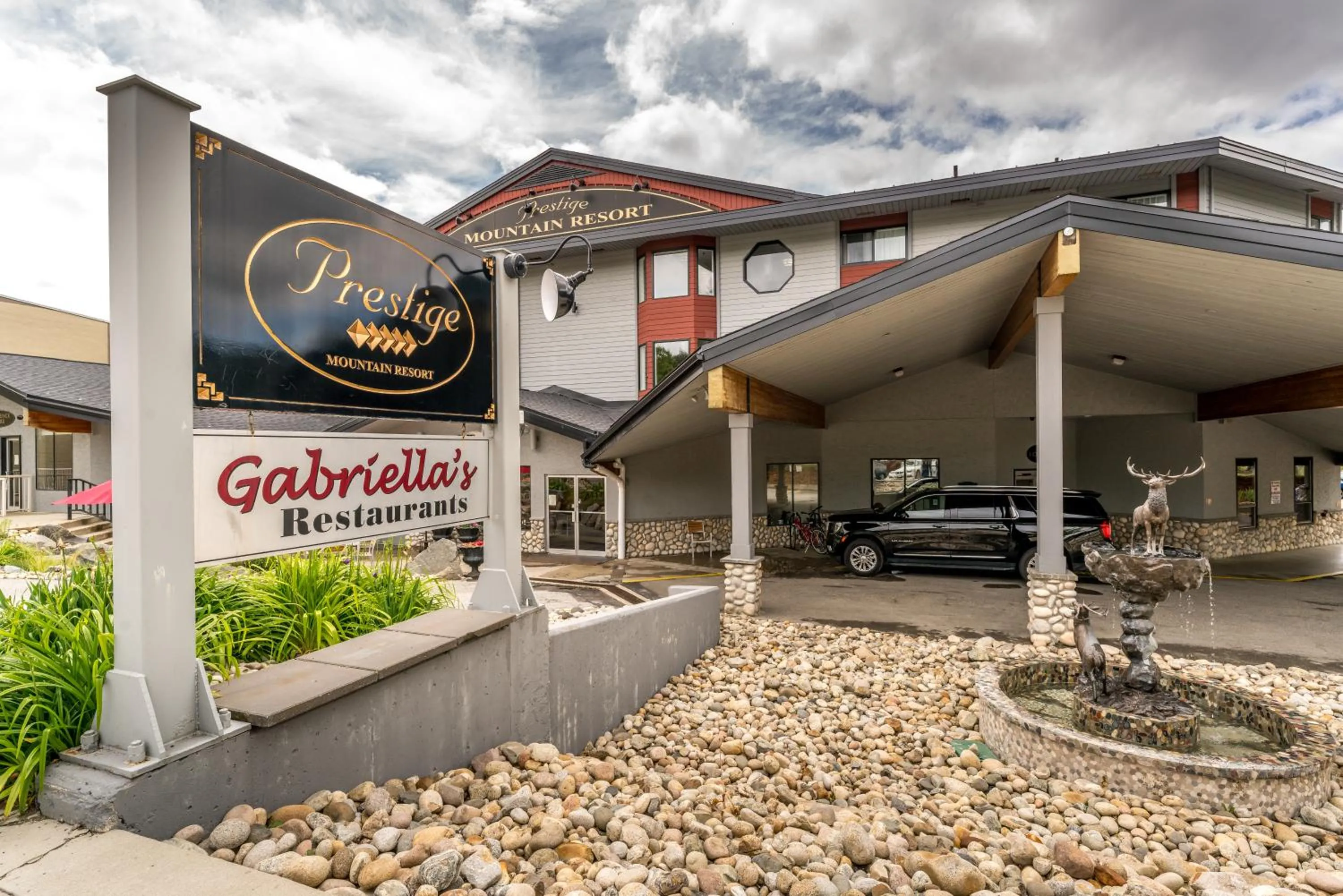 Property building in Prestige Mountain Resort Rossland