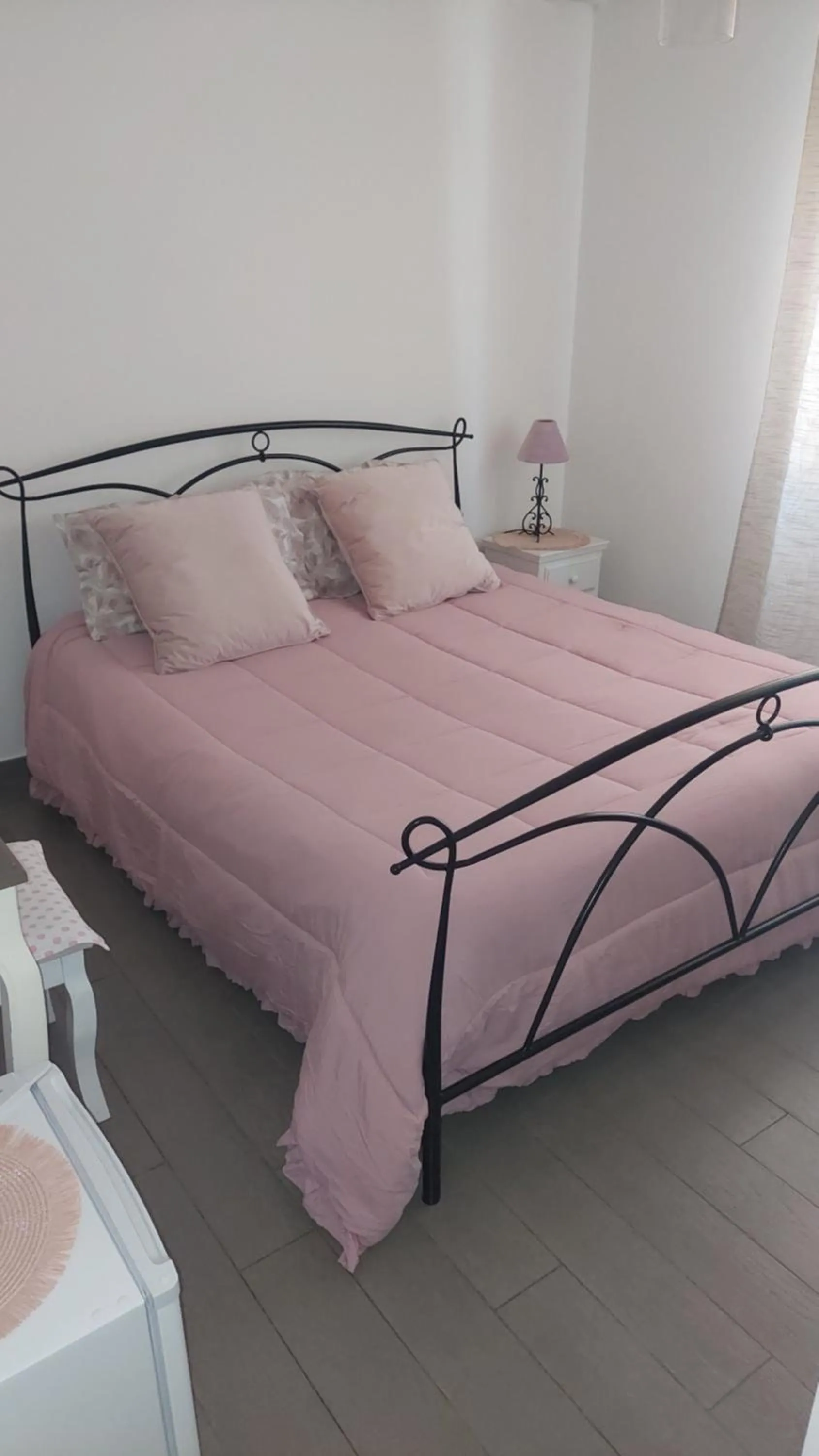 Bed in B&B La Perla Bianca