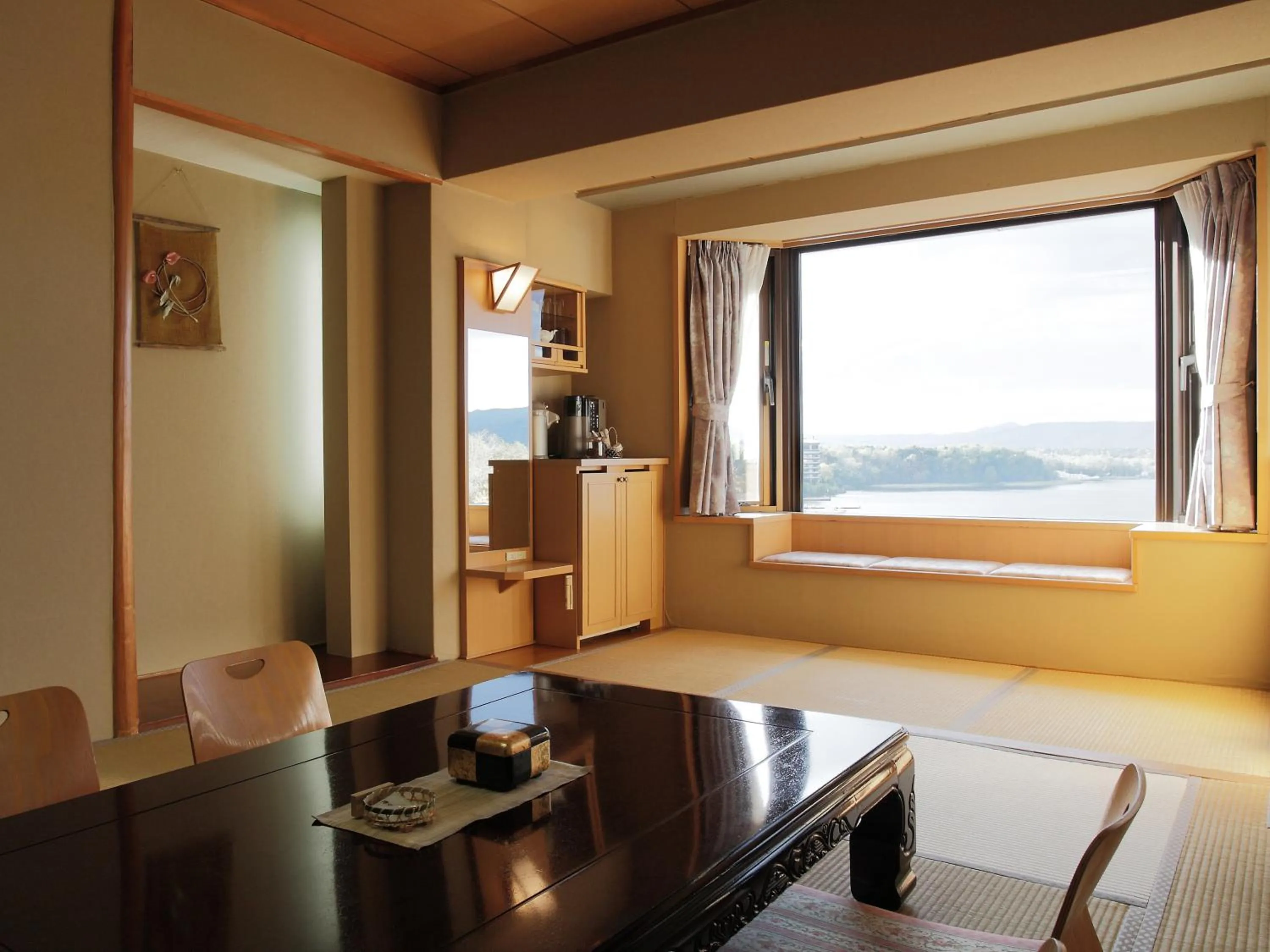 Lake view in THE FOREST AKAN Tsuruga Resort