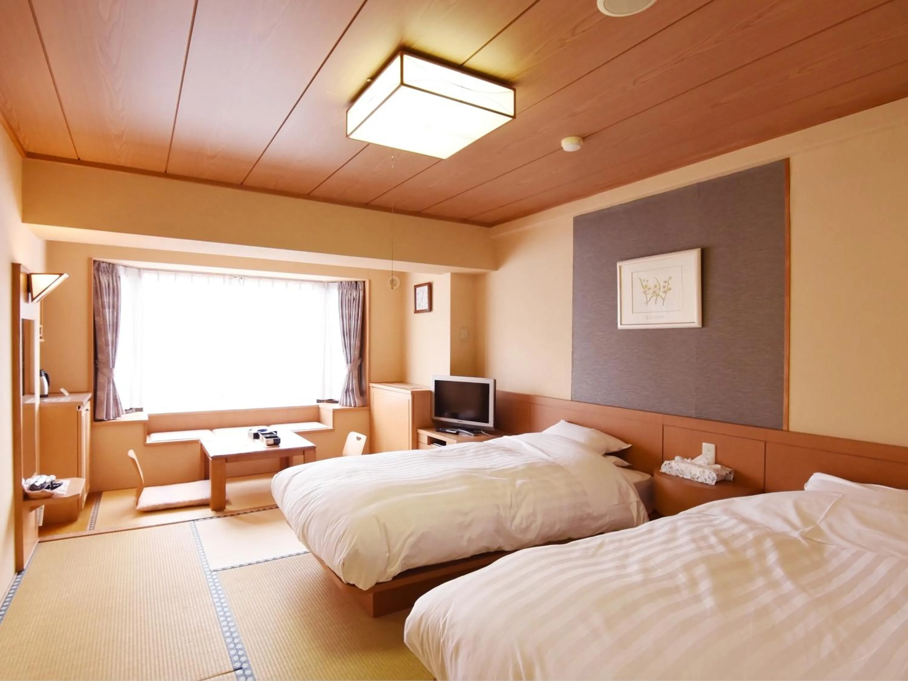 Photo of the whole room, Bed in THE FOREST AKAN Tsuruga Resort