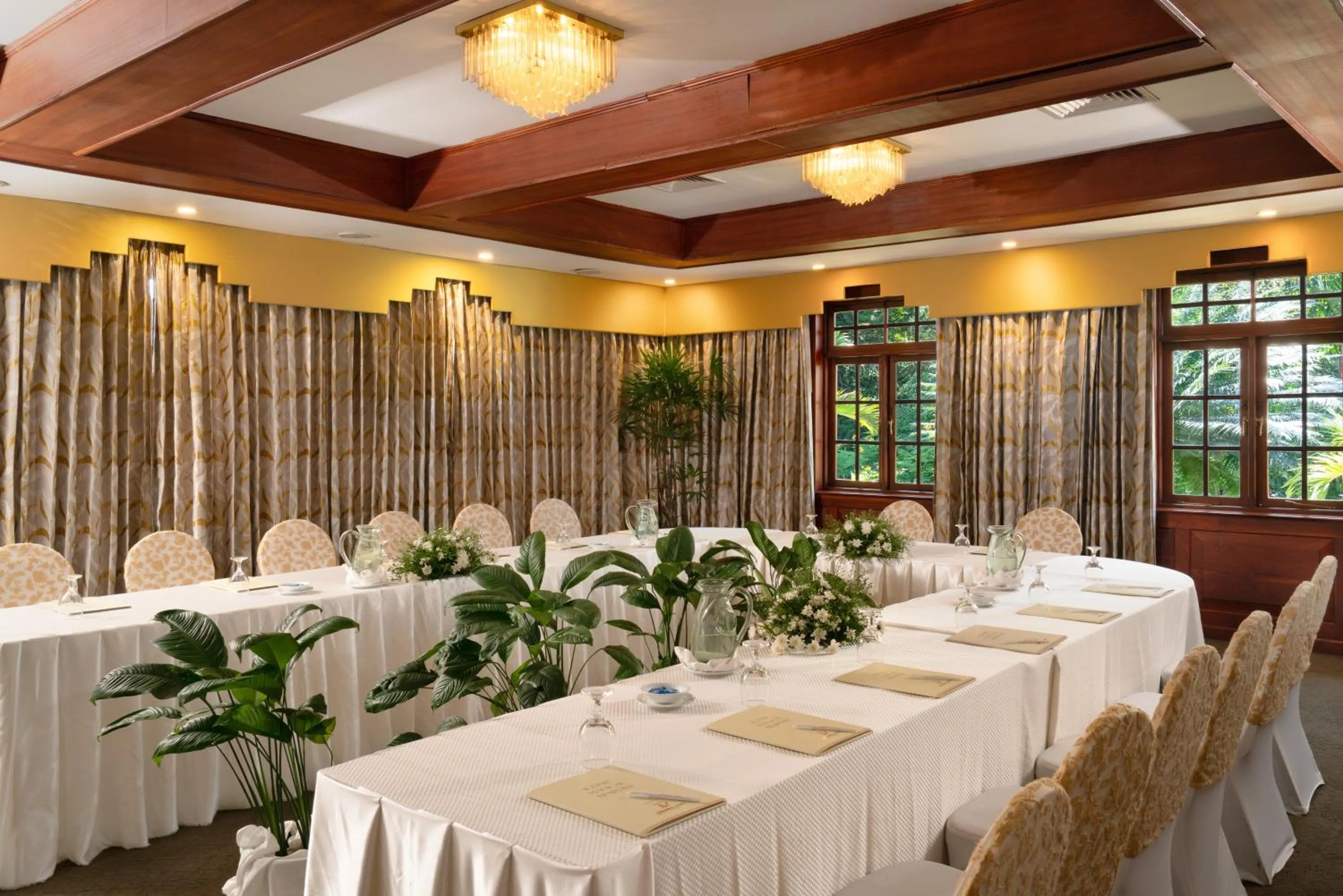 Meeting/conference room in Mahaweli Reach Hotel