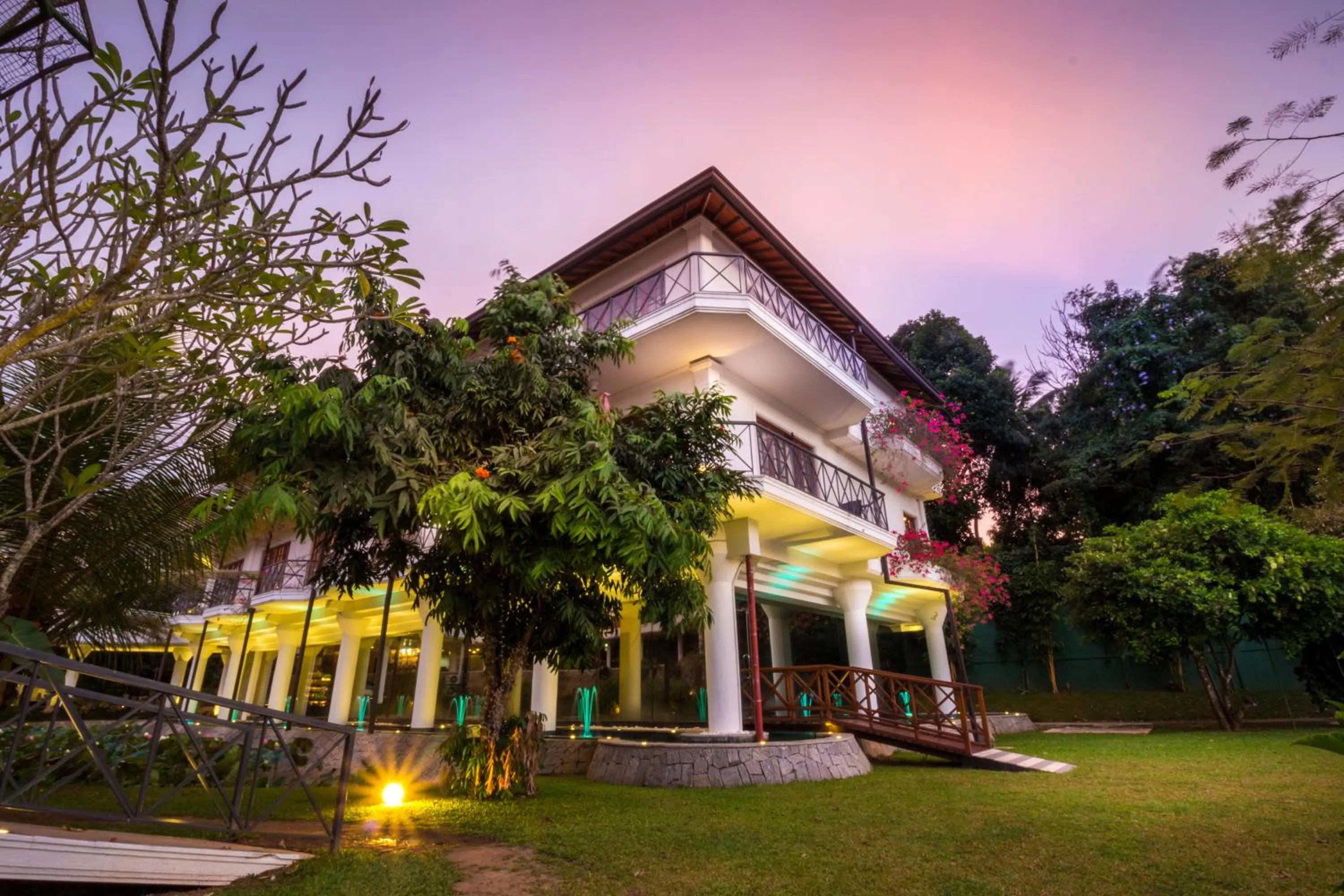 Spa and wellness centre/facilities in Mahaweli Reach Hotel