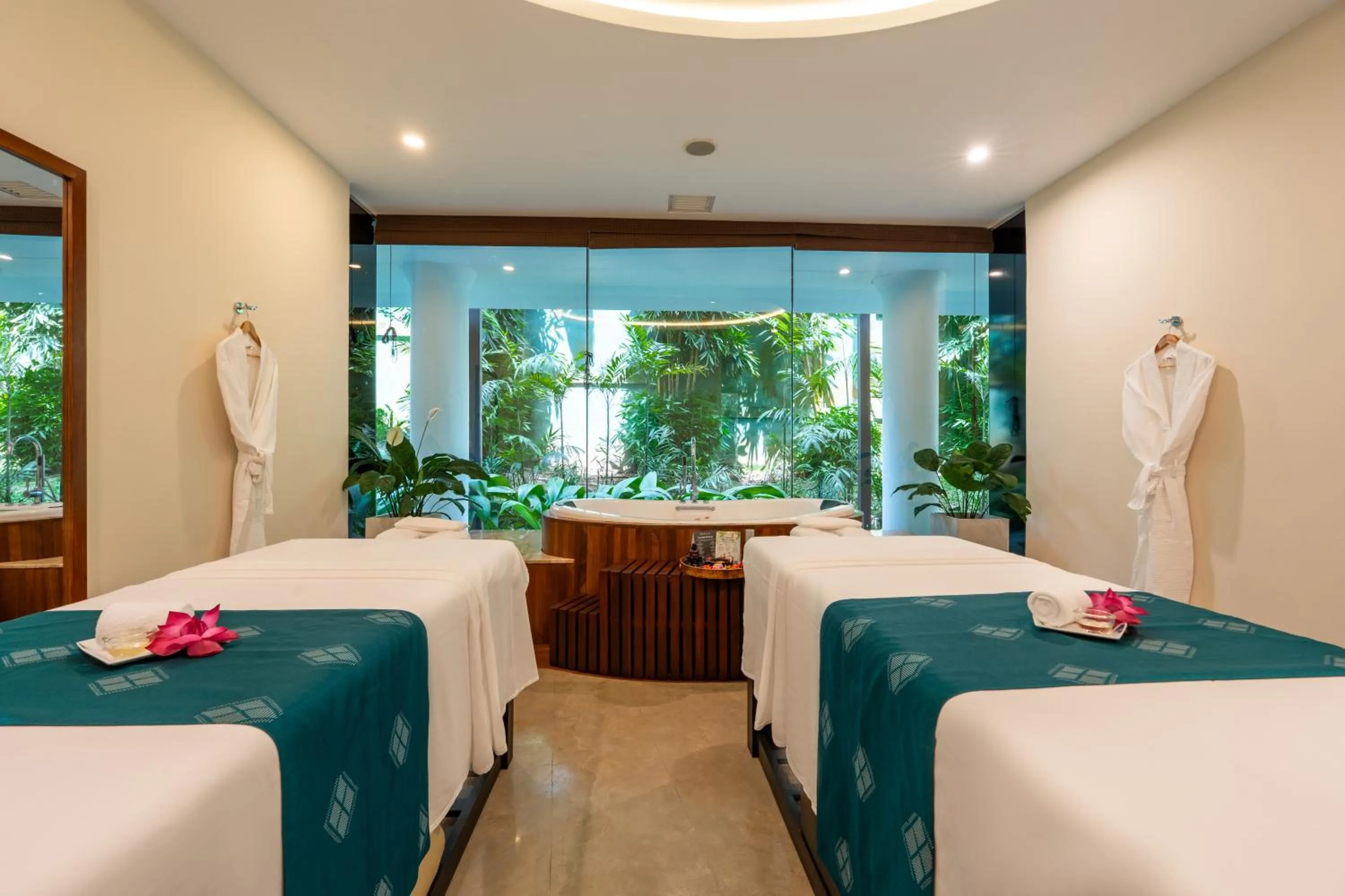 Spa and wellness centre/facilities, Bed in Mahaweli Reach Hotel