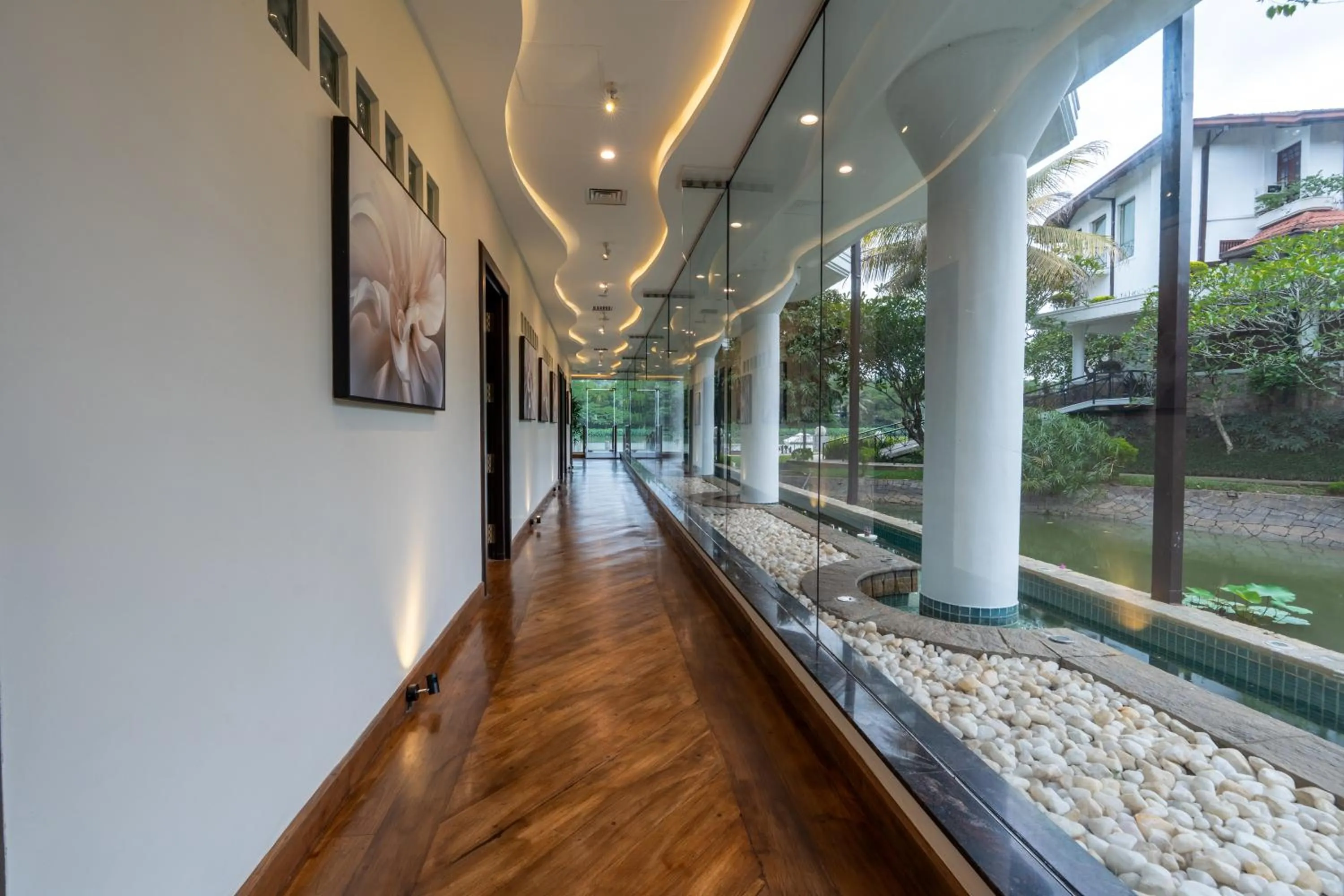 Property building in Mahaweli Reach Hotel