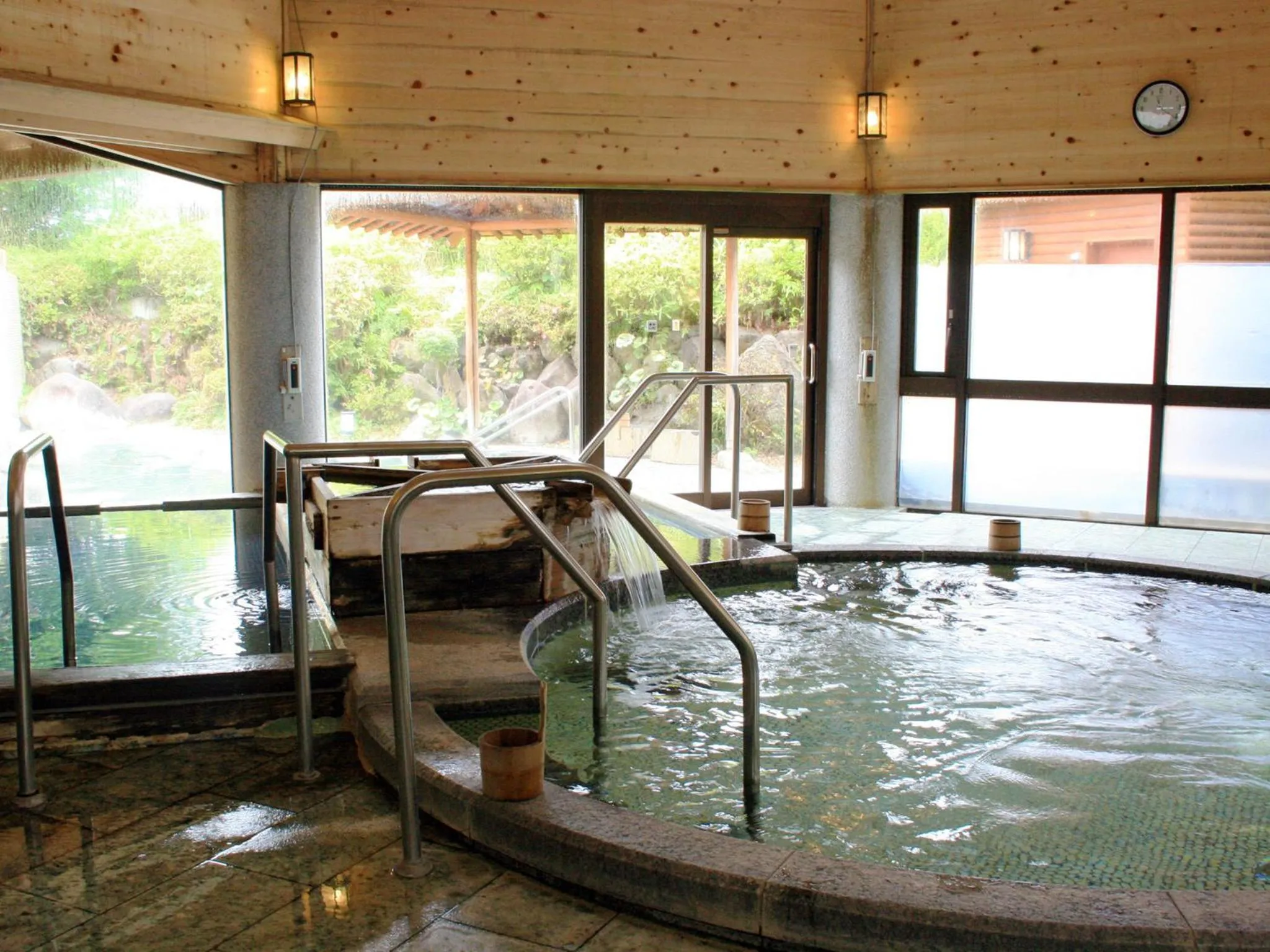 Hot Spring Bath in Izu Daisenya