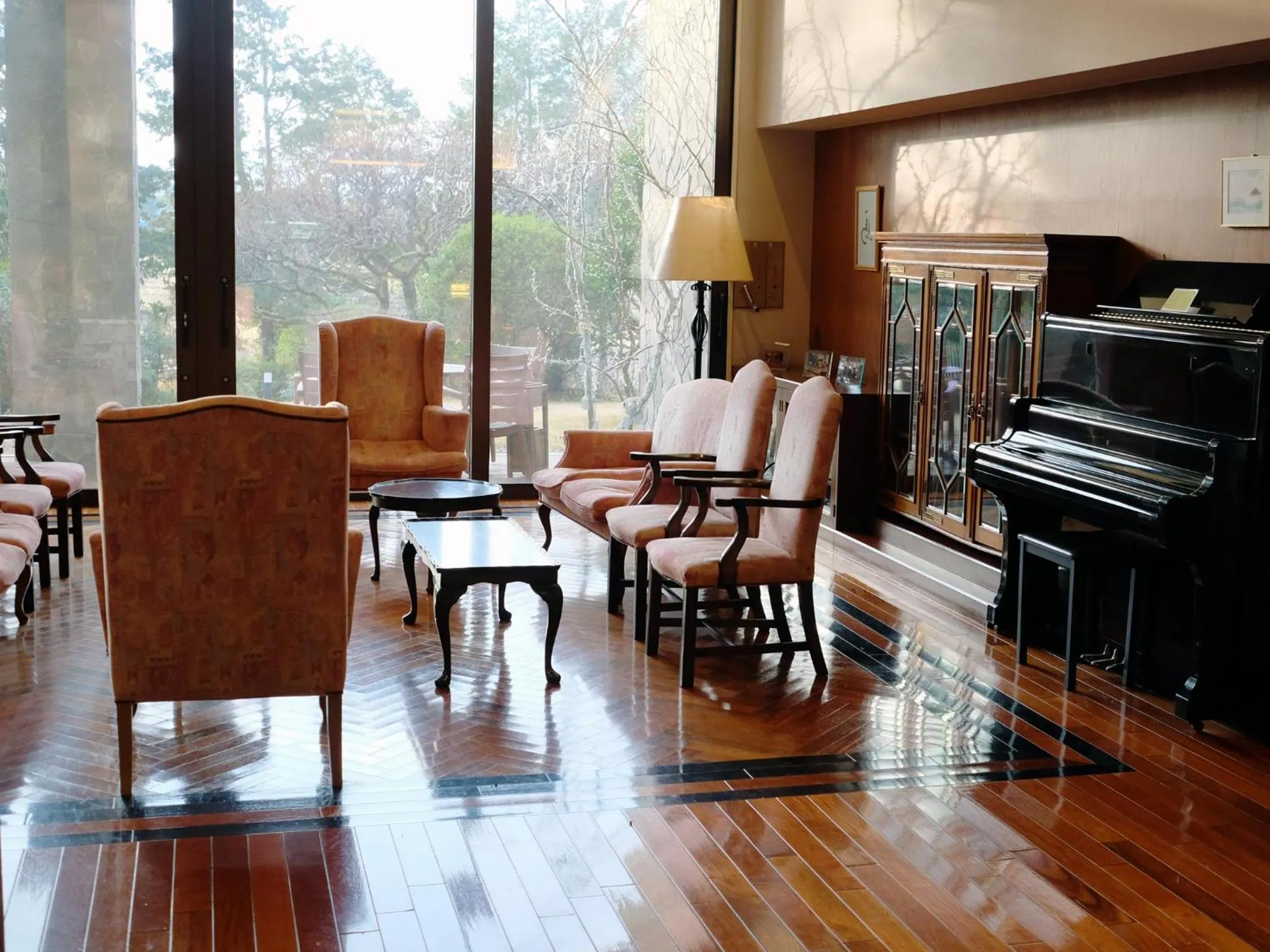 Communal lounge/ TV room in Izu Daisenya