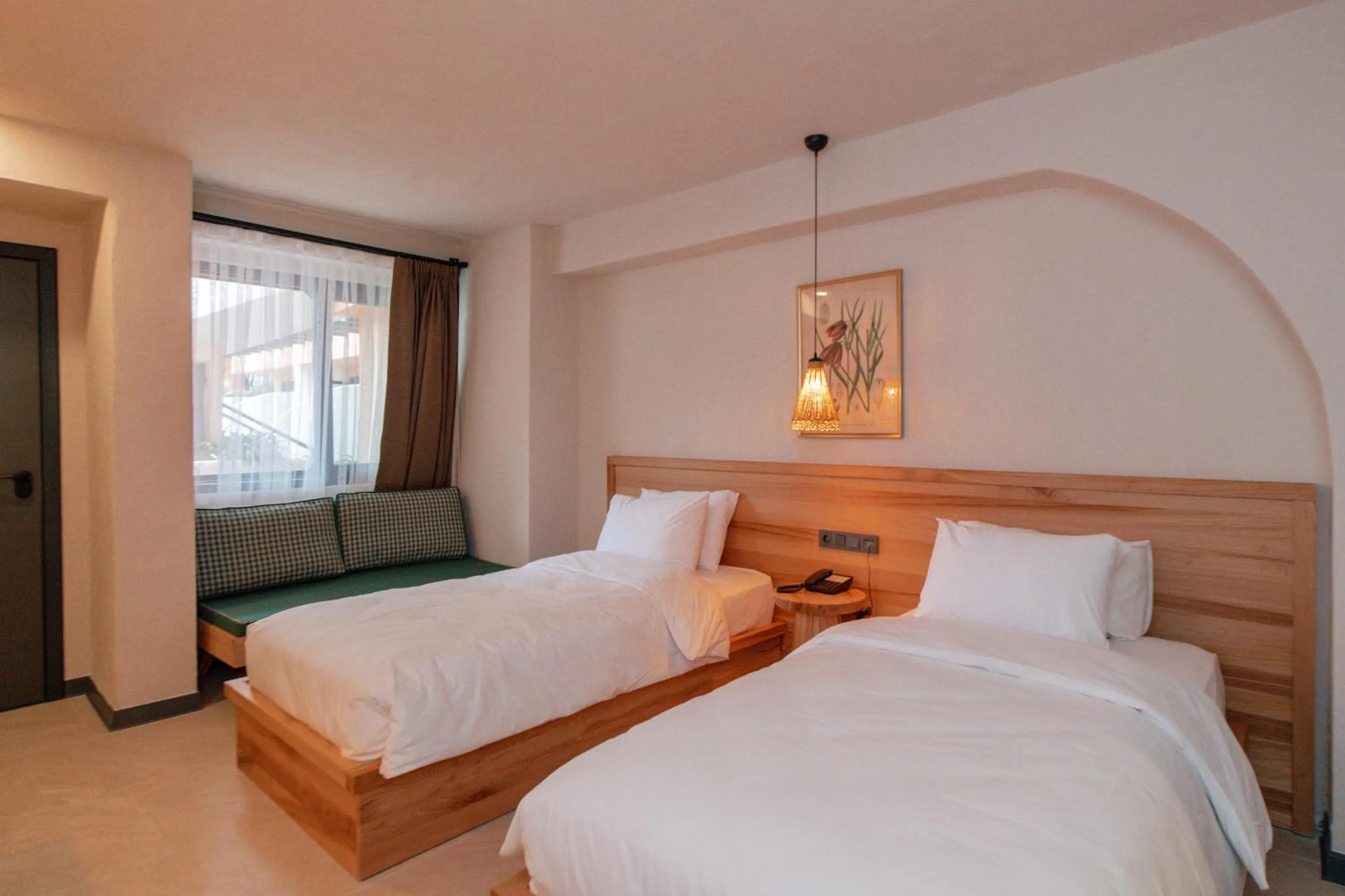 Bedroom, Bed in Unsal Hotel