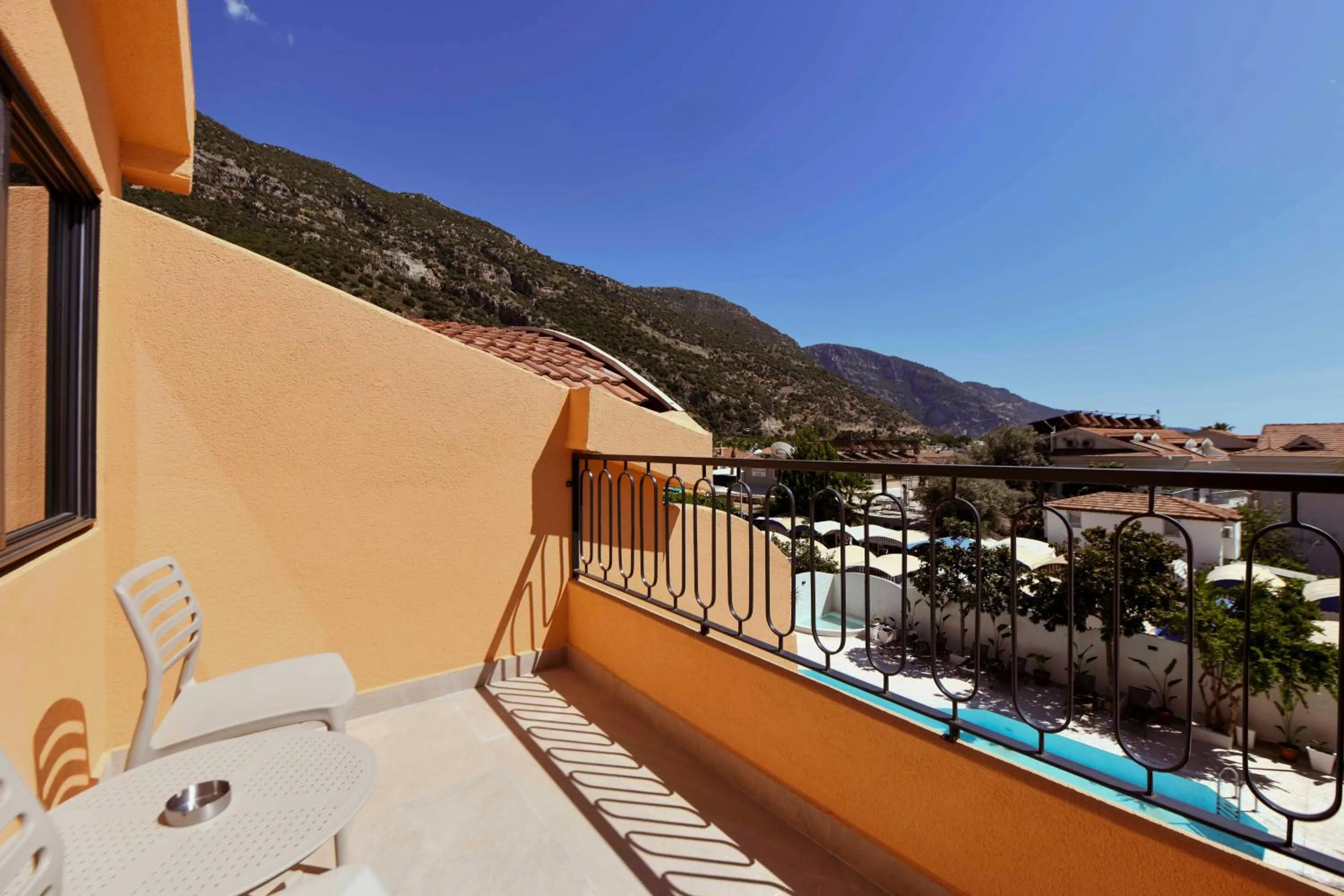 Balcony/Terrace in Unsal Hotel