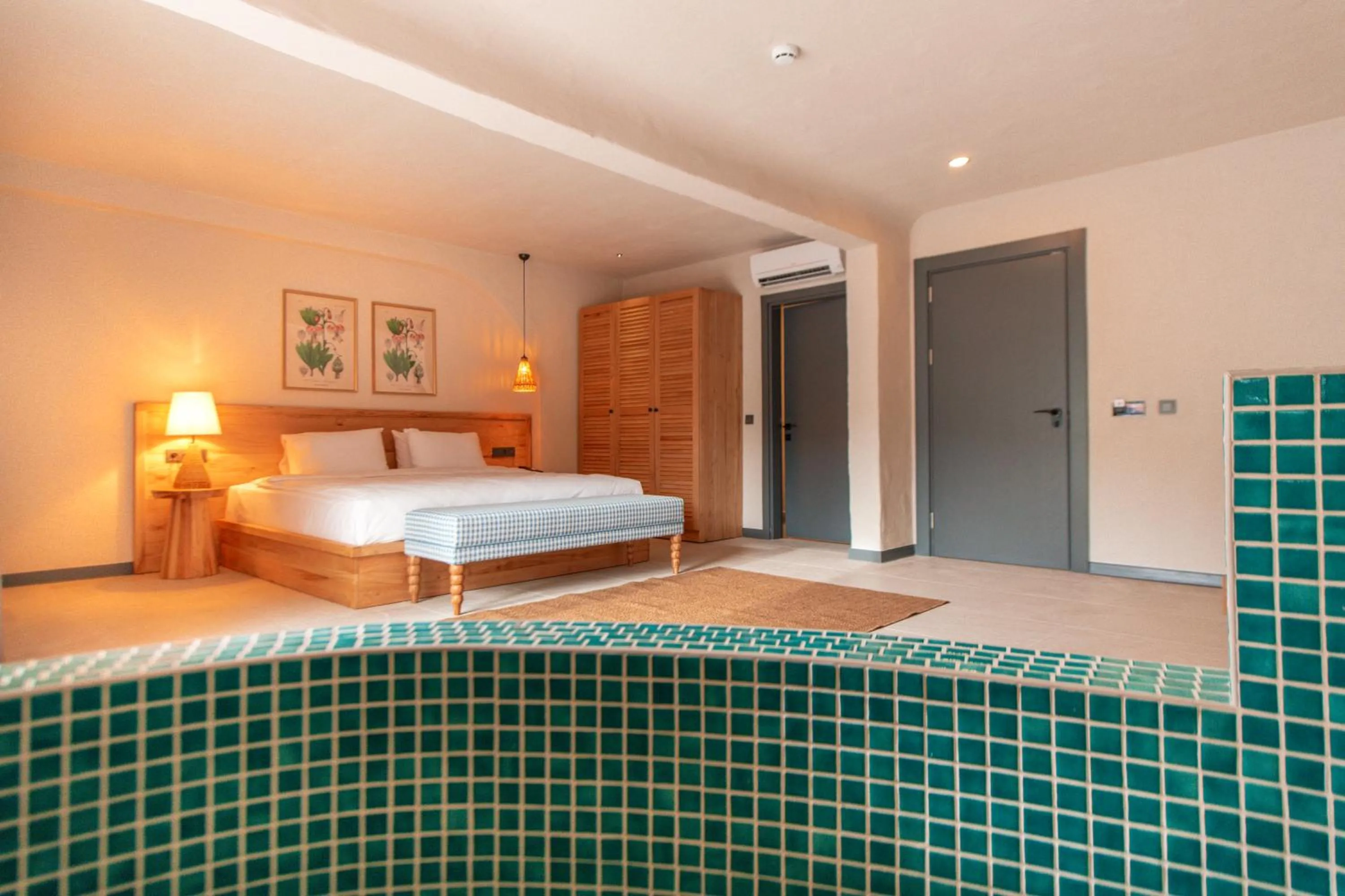 Bedroom, Bed in Unsal Hotel