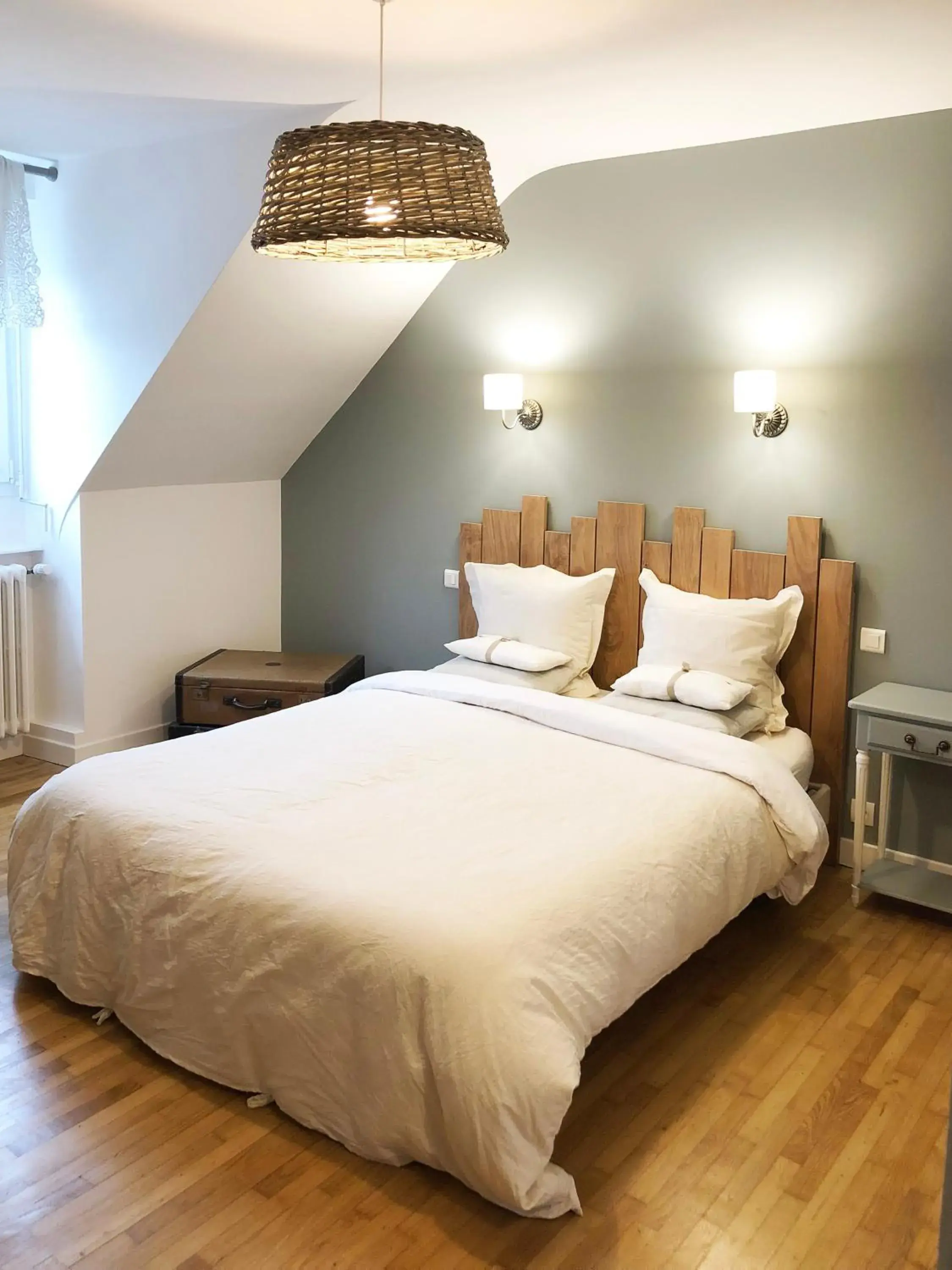 Suite in Il était une fois à l'Ouest "Lamballe-Armor" Suite in Il était une fois à l'Ouest "Lamballe-Armor"