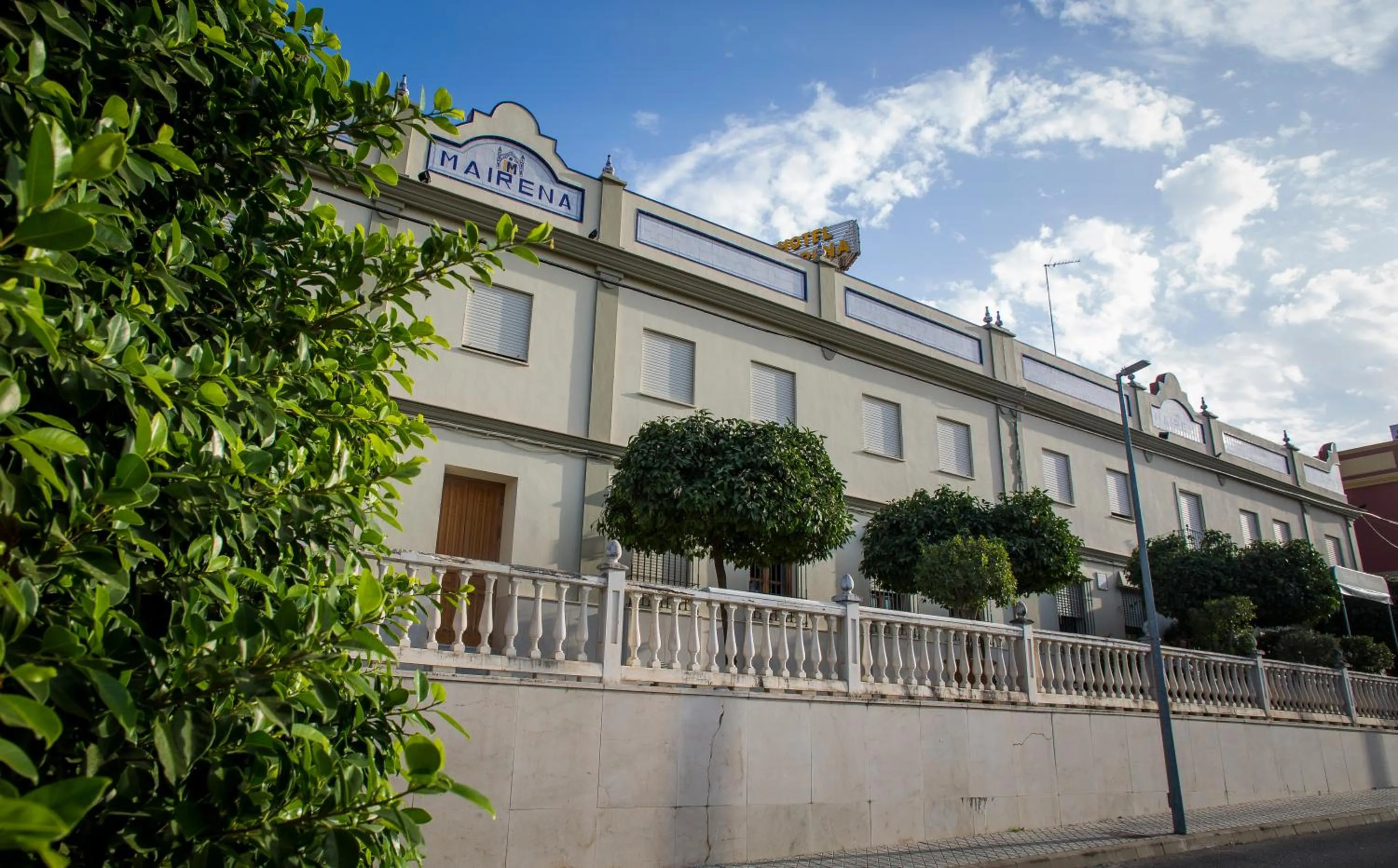 Facade/entrance in Hotel Mairena