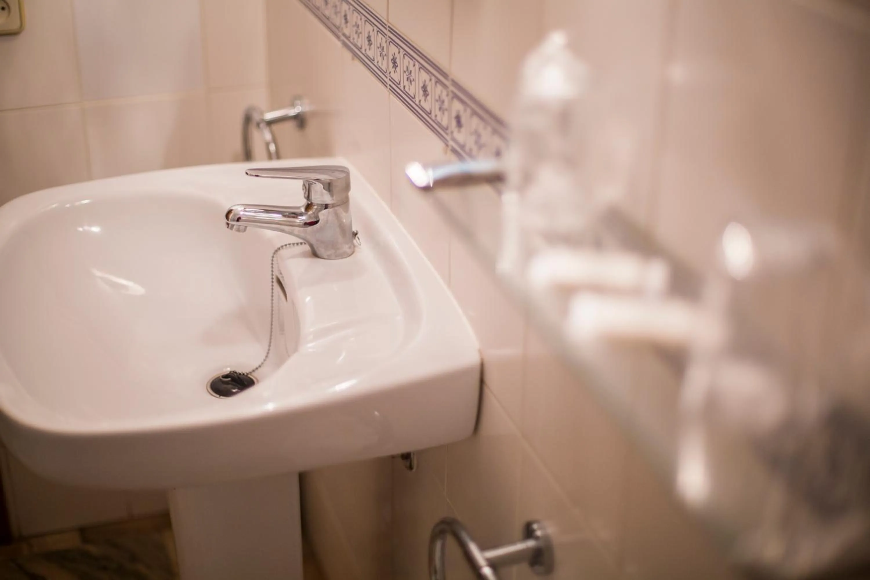 Bathroom in Hotel Mairena