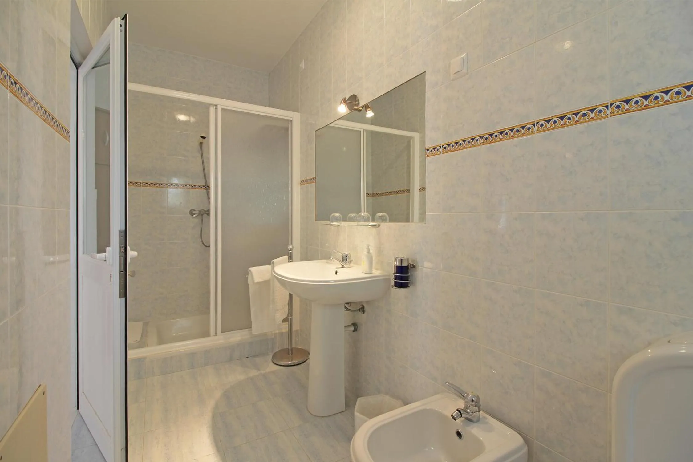 Bathroom in Casa Zanzibar Hotel